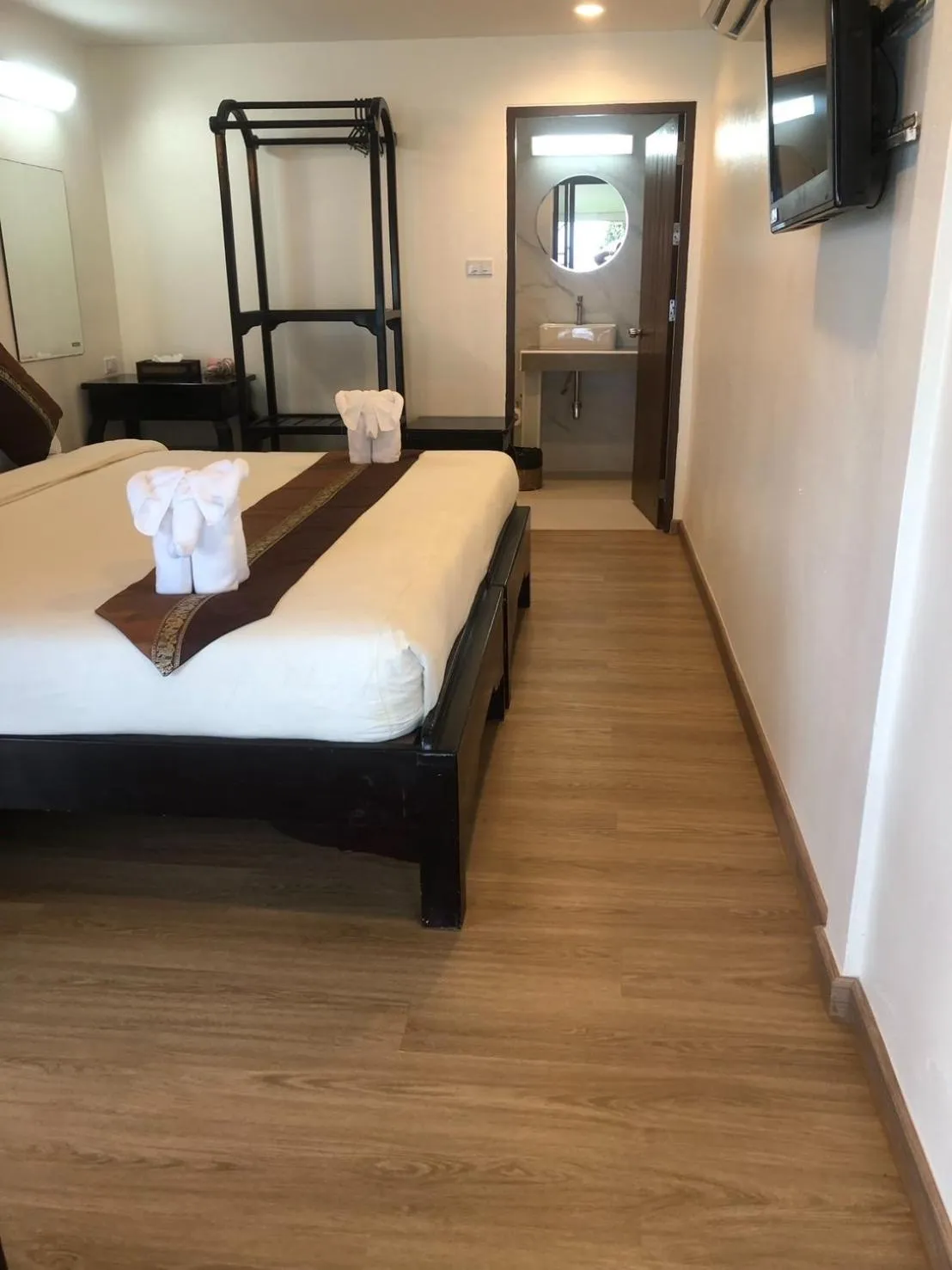 Standard Double or Twin Room with Sea View in Chang Cliff Resort