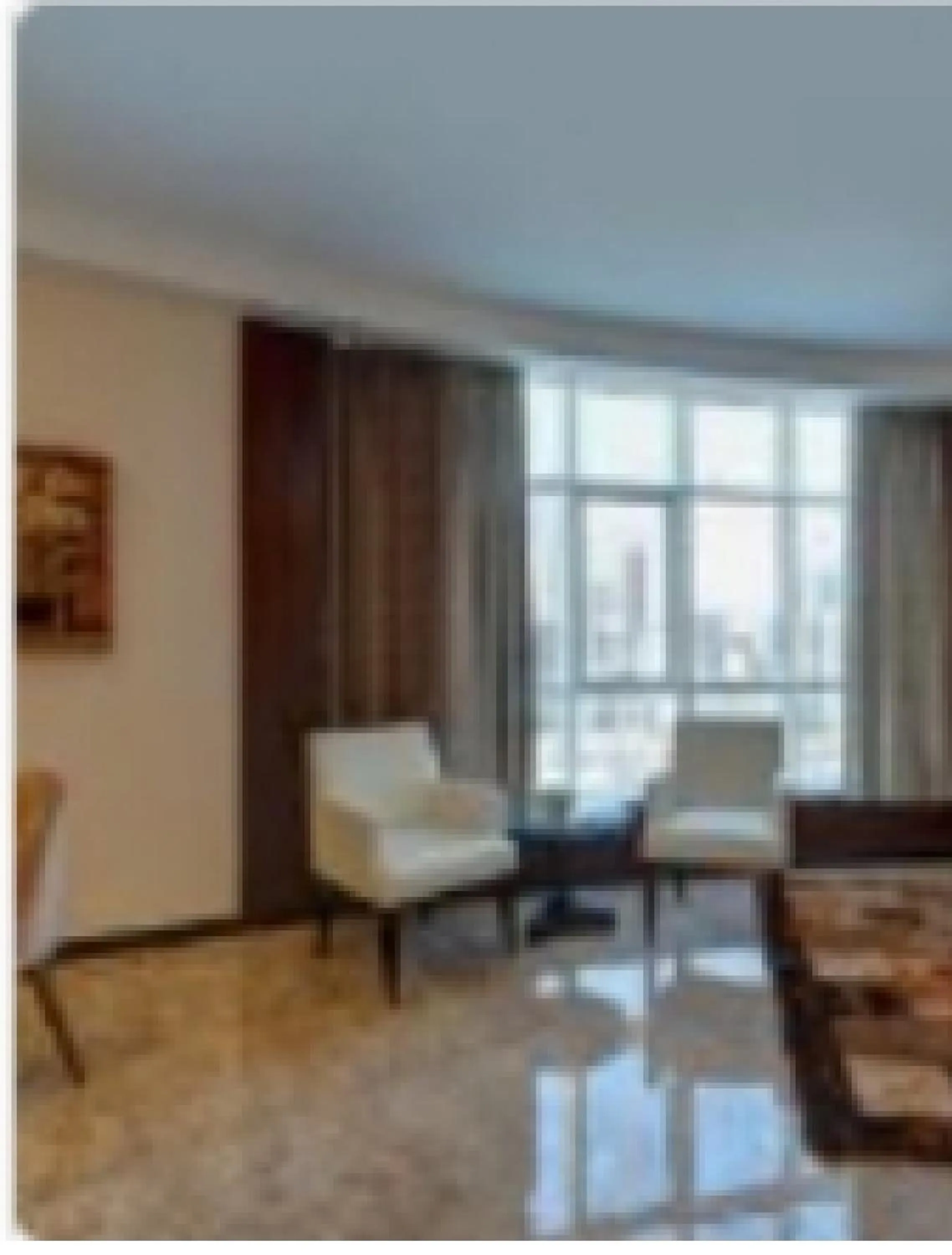 Deluxe King Suite in Aryana Hotel