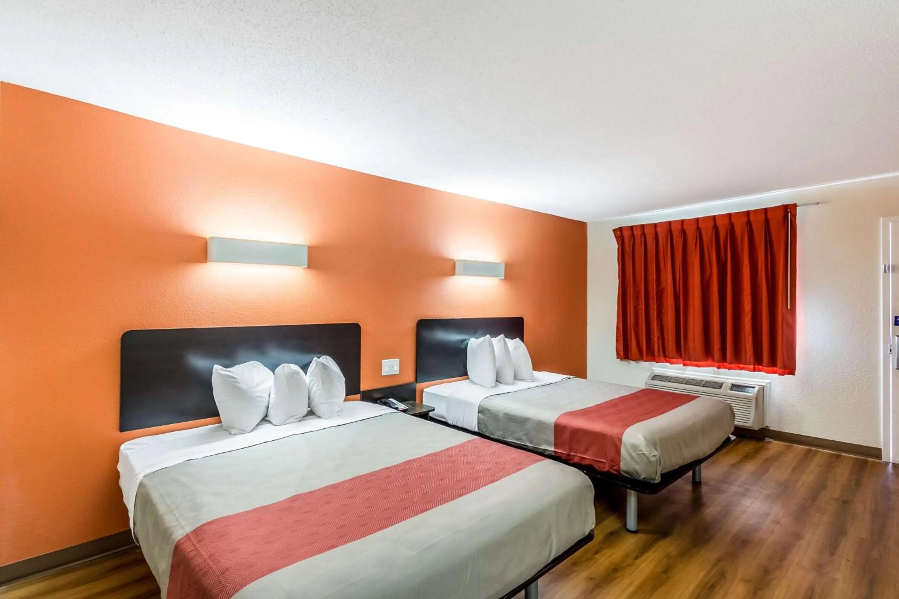 Queen Room with Two Queen Beds - Smoking in Motel 6 New Brunswick