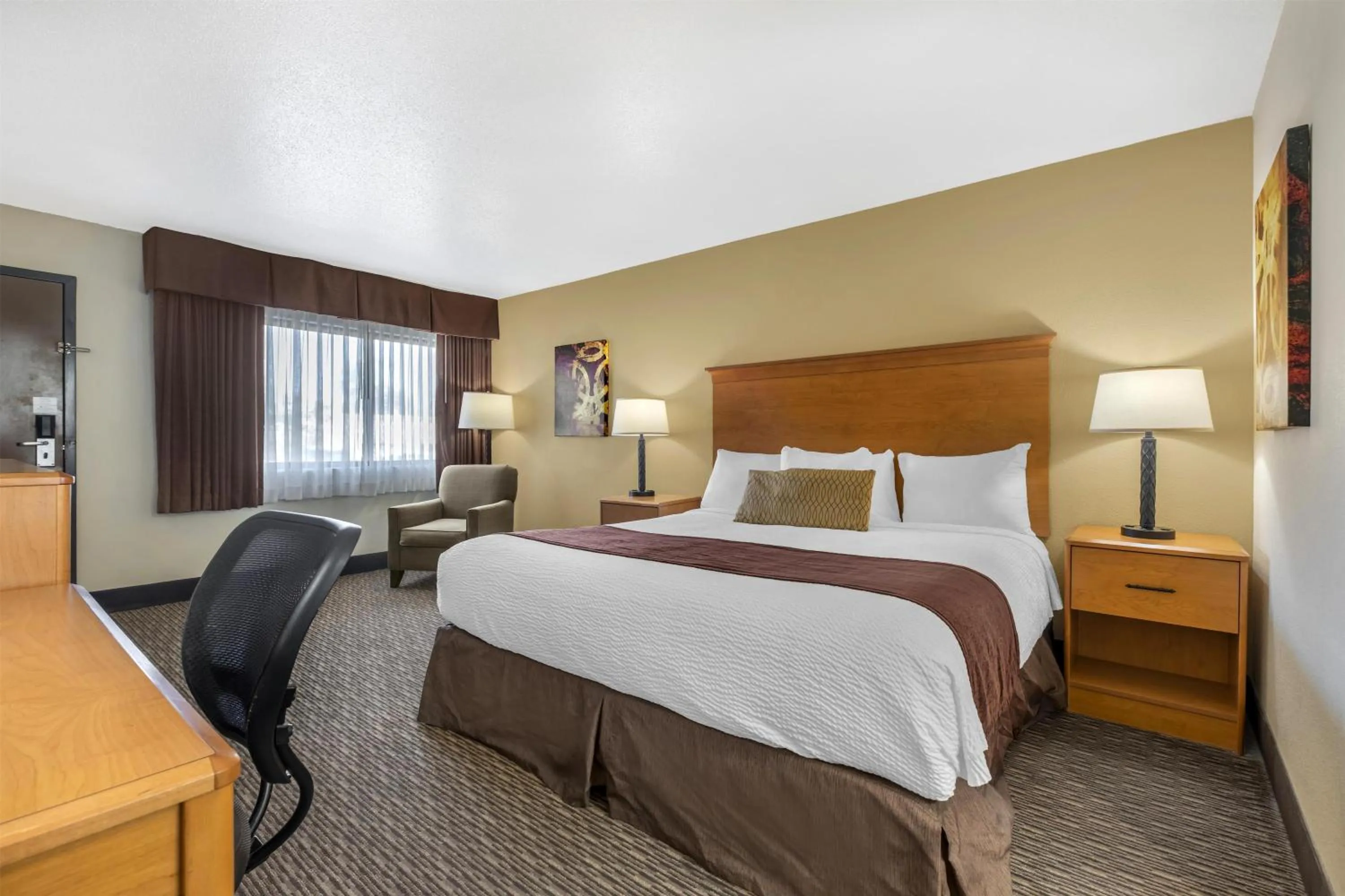 King Room in Best Western Winchester Hotel