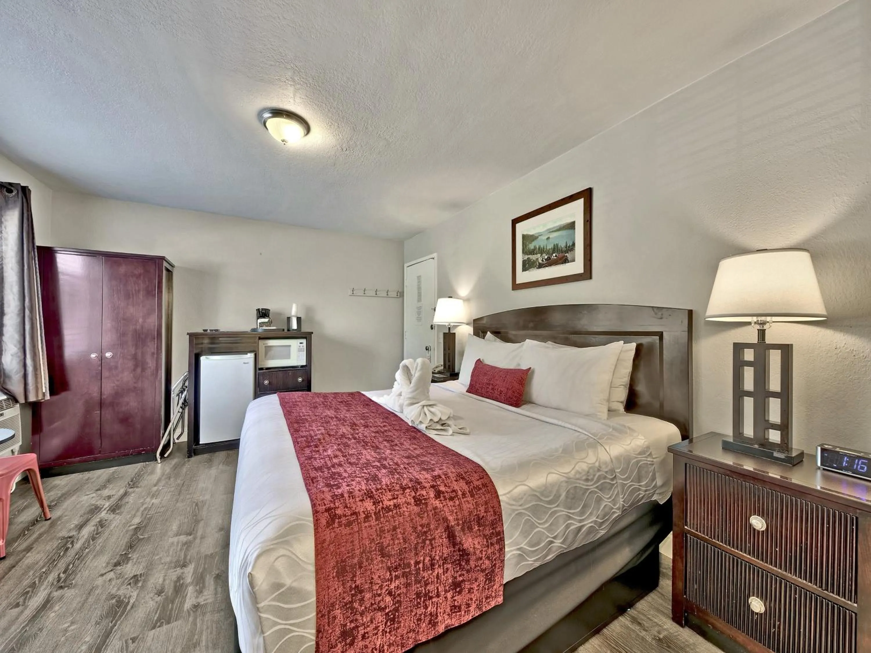 King Suite in Heavenly Inn Lake Tahoe