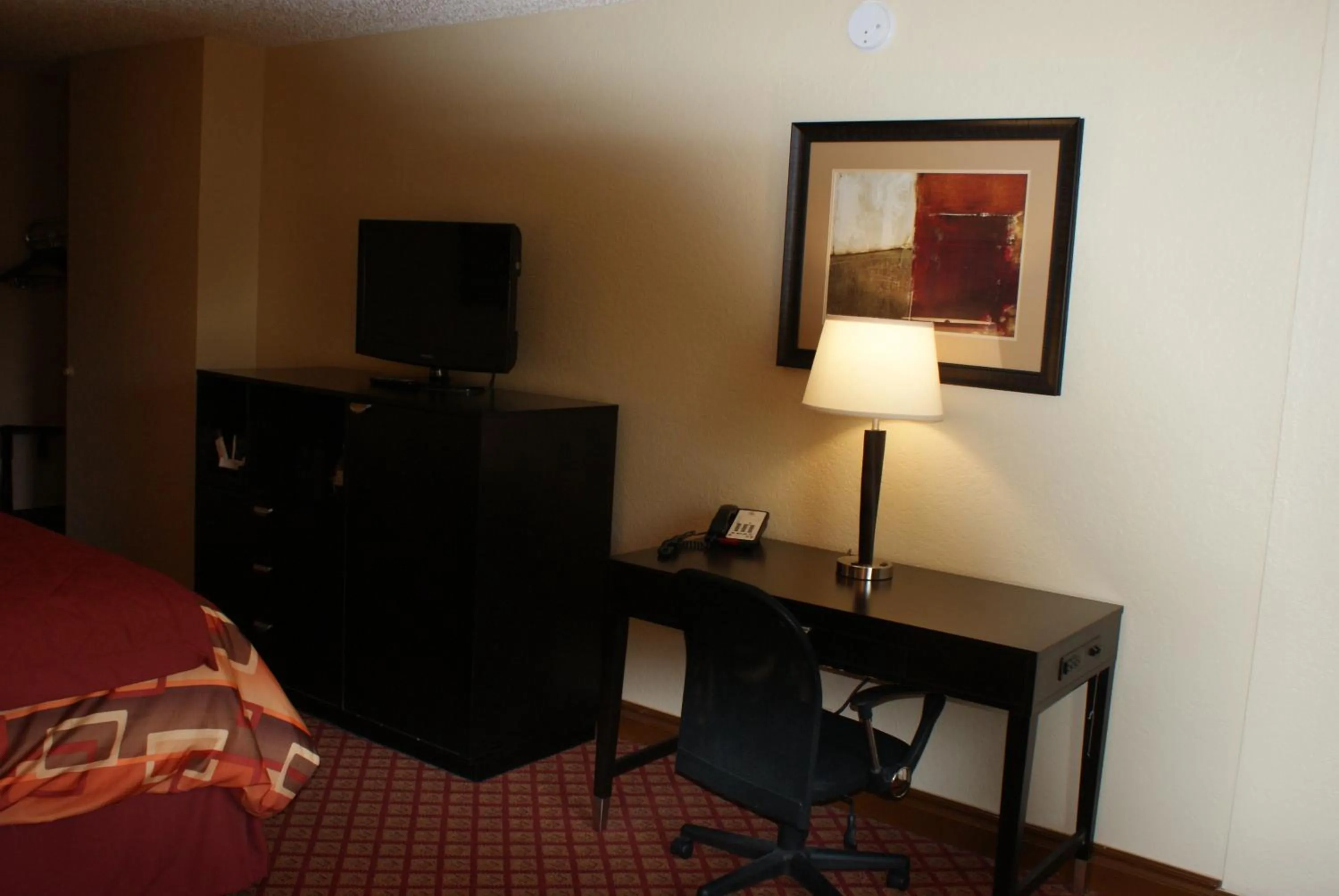 King Room - Mobility Access/Non-Smoking in Wyndham Garden Stillwater