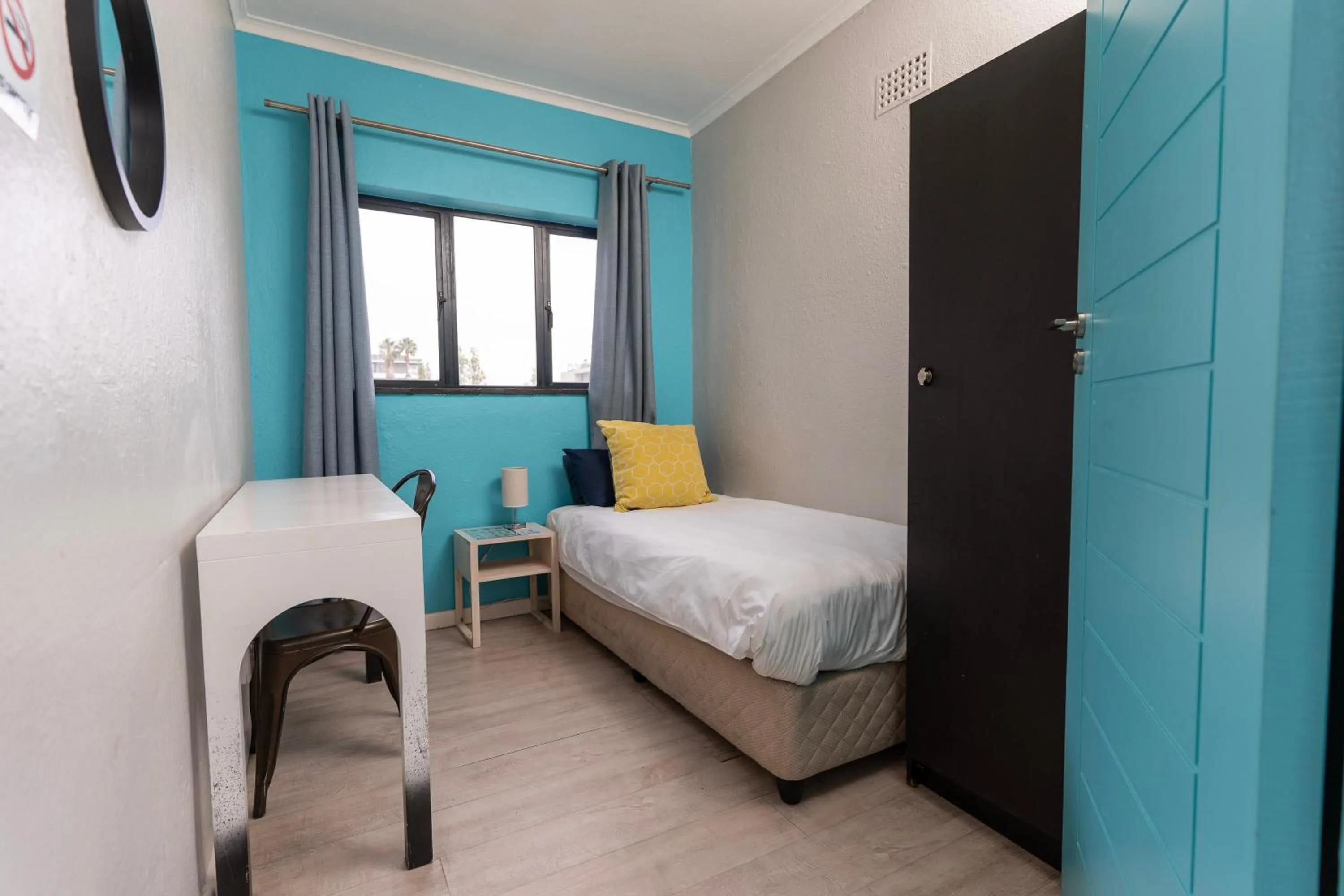 Budget Single Room - single occupancy in MoTown by Mojo