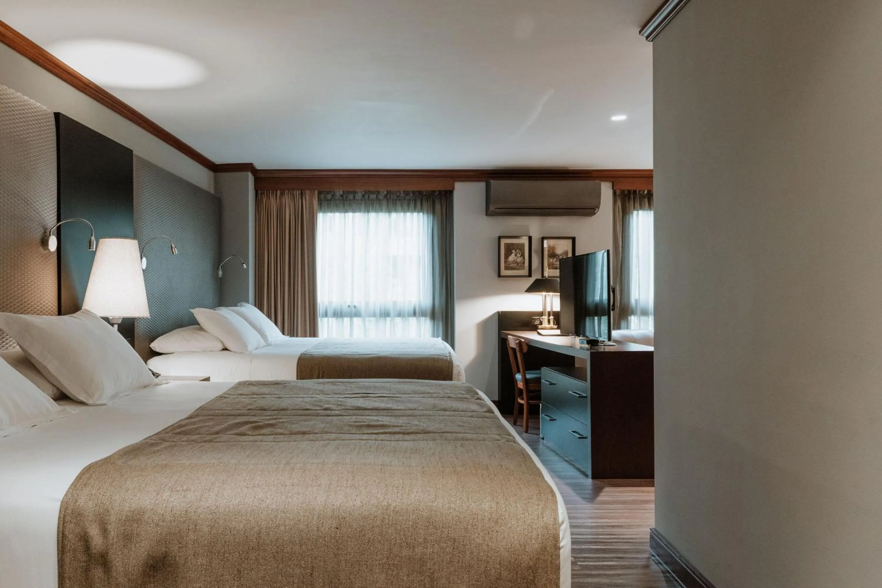 Junior Twin Room in Hotel Park10