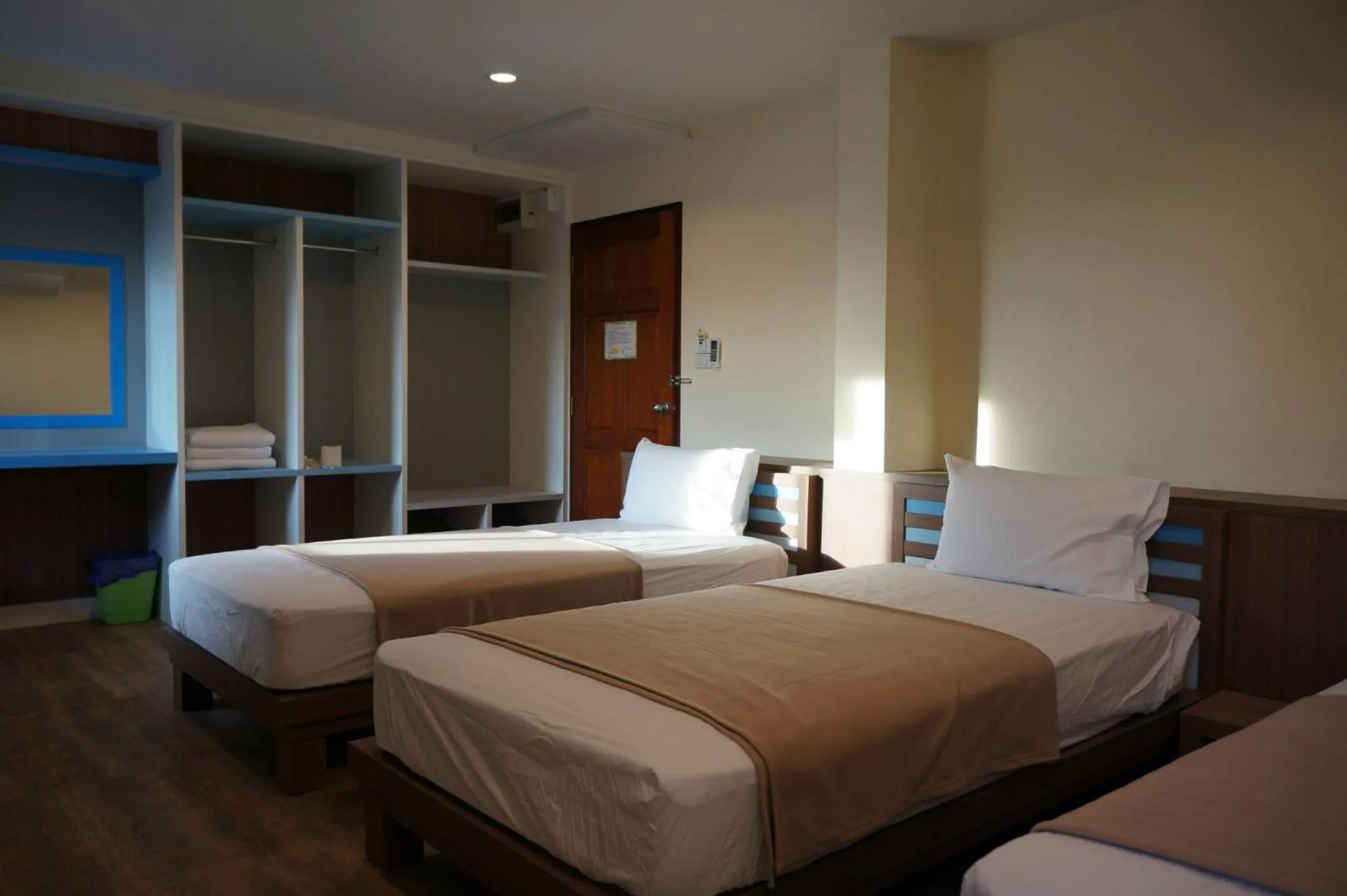 Triple Room in Samsen Sam Place