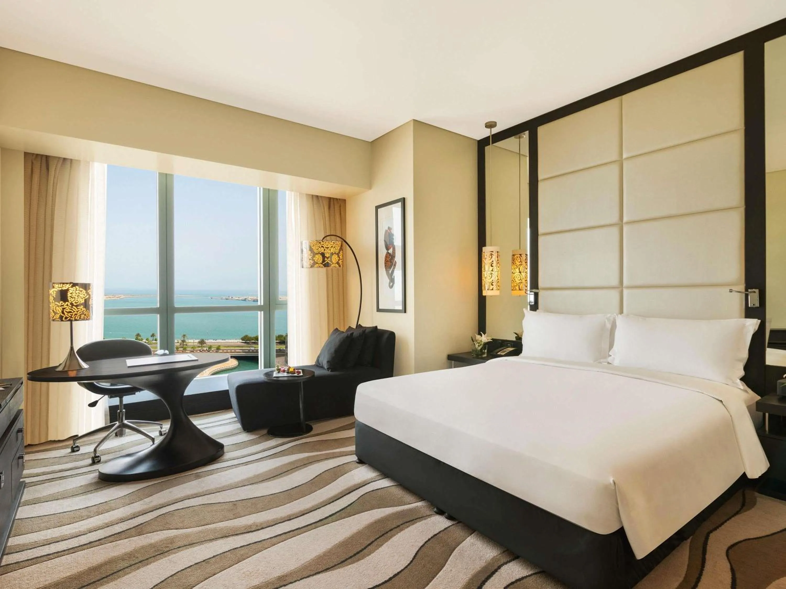 Luxury Club King Room with Club Access and Sea or City View in Sofitel Abu Dhabi Corniche