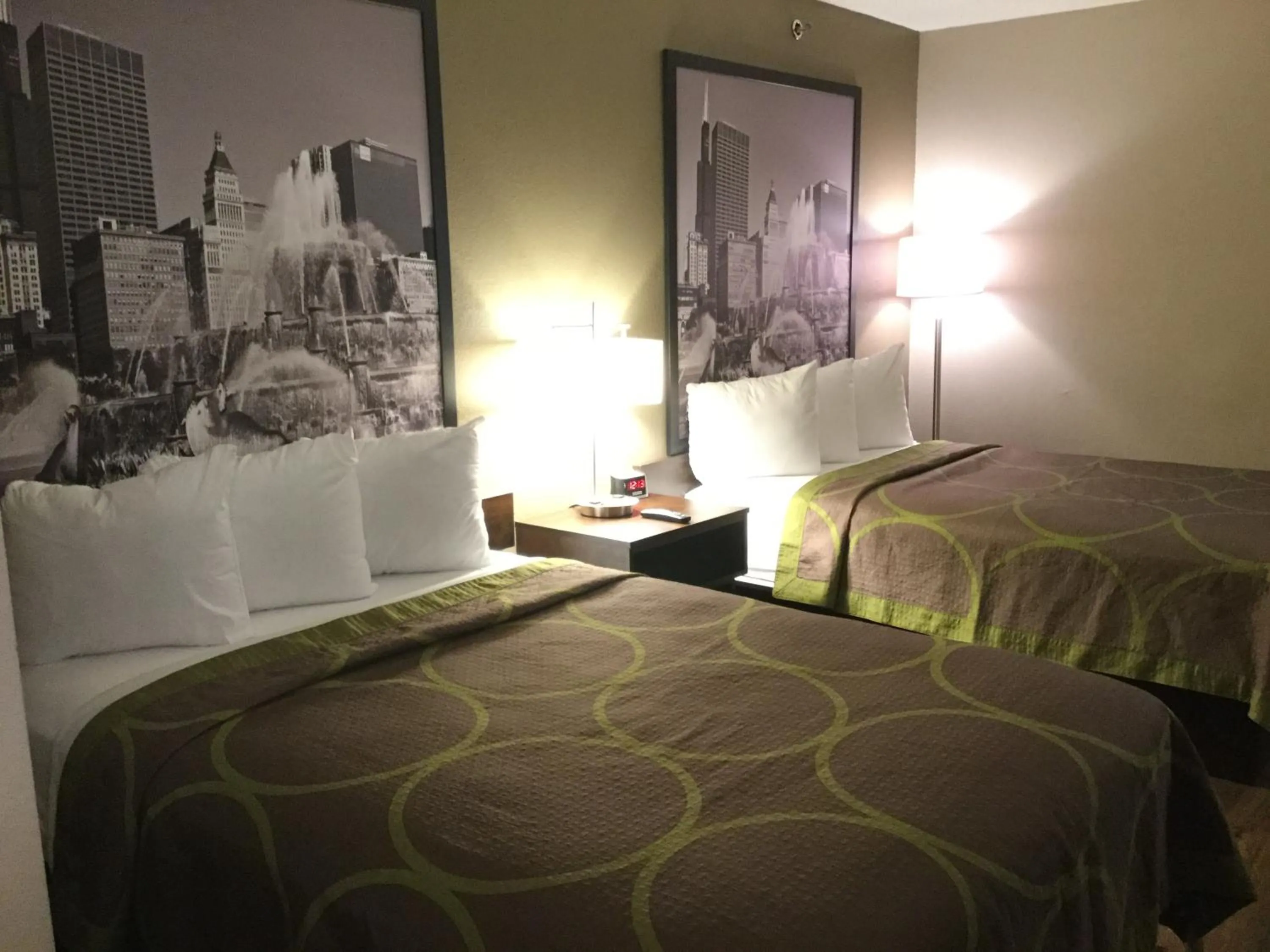 Double Room with Two Double Beds - Mobility Access/Non-Smoking in Super 8 by Wyndham South Holland