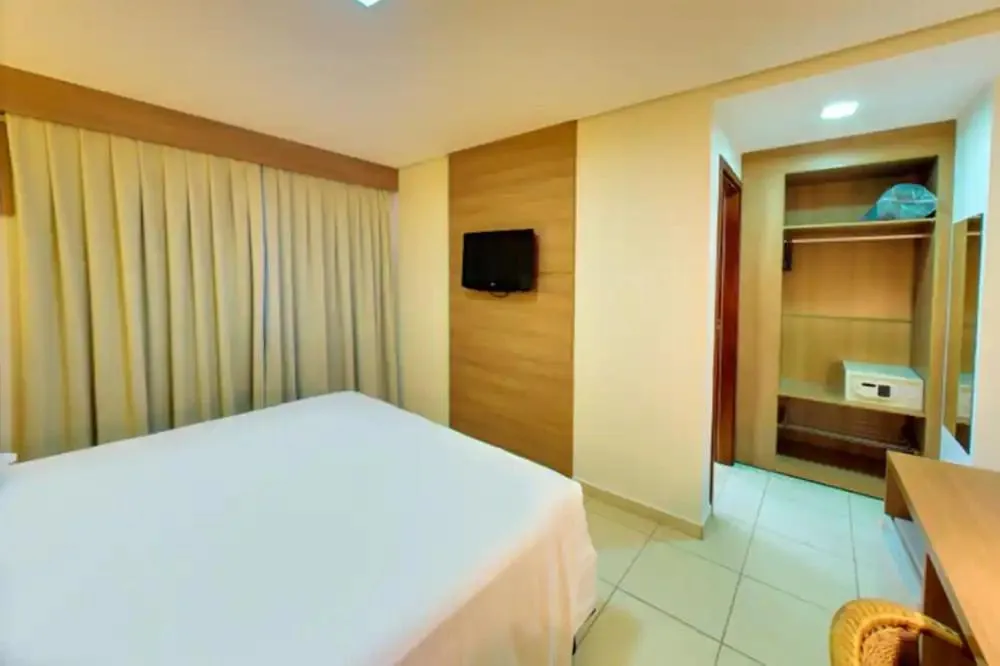 King Room - single occupancy in Amazon Plaza Hotel