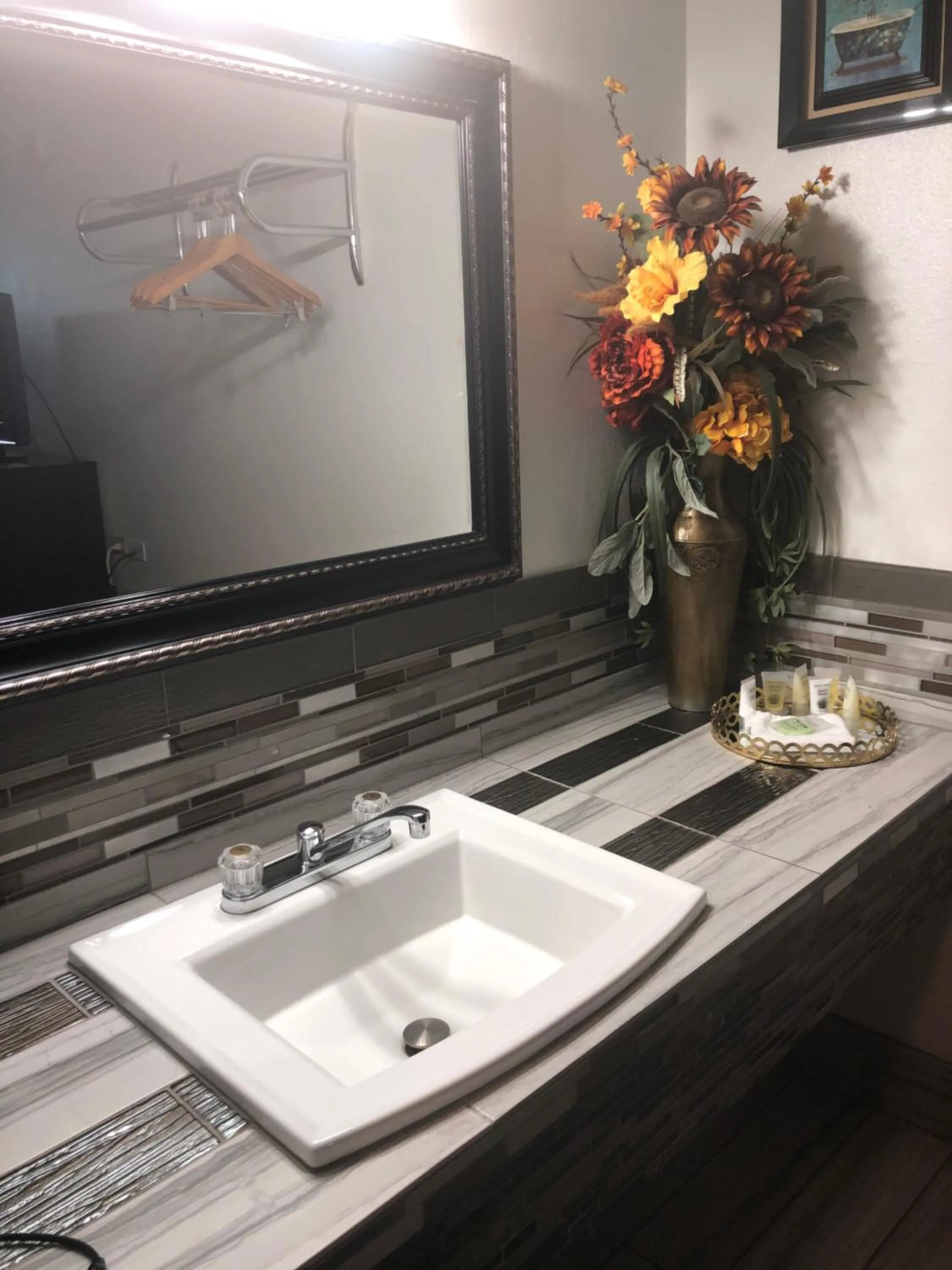 King Room in Dunes Motel - Bend