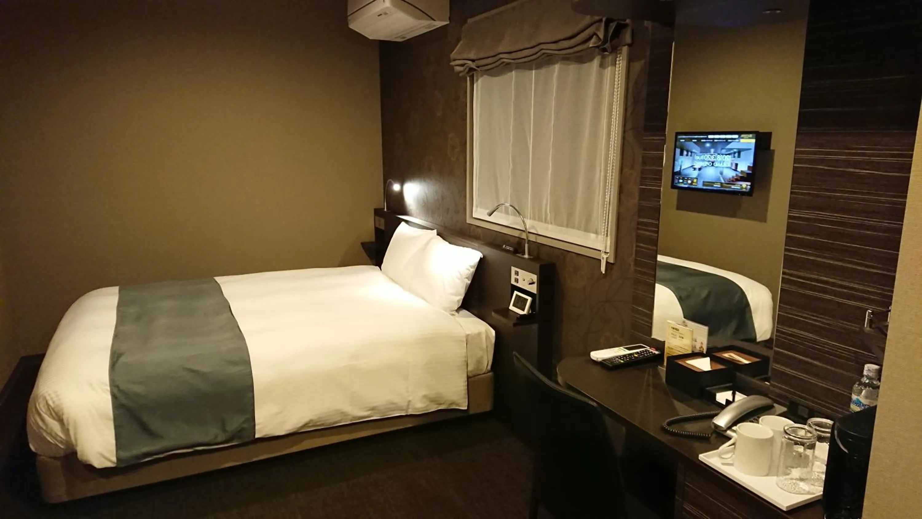 Standard Double Room - Disability Access - Non-Smoking in Act Hotel Roppongi