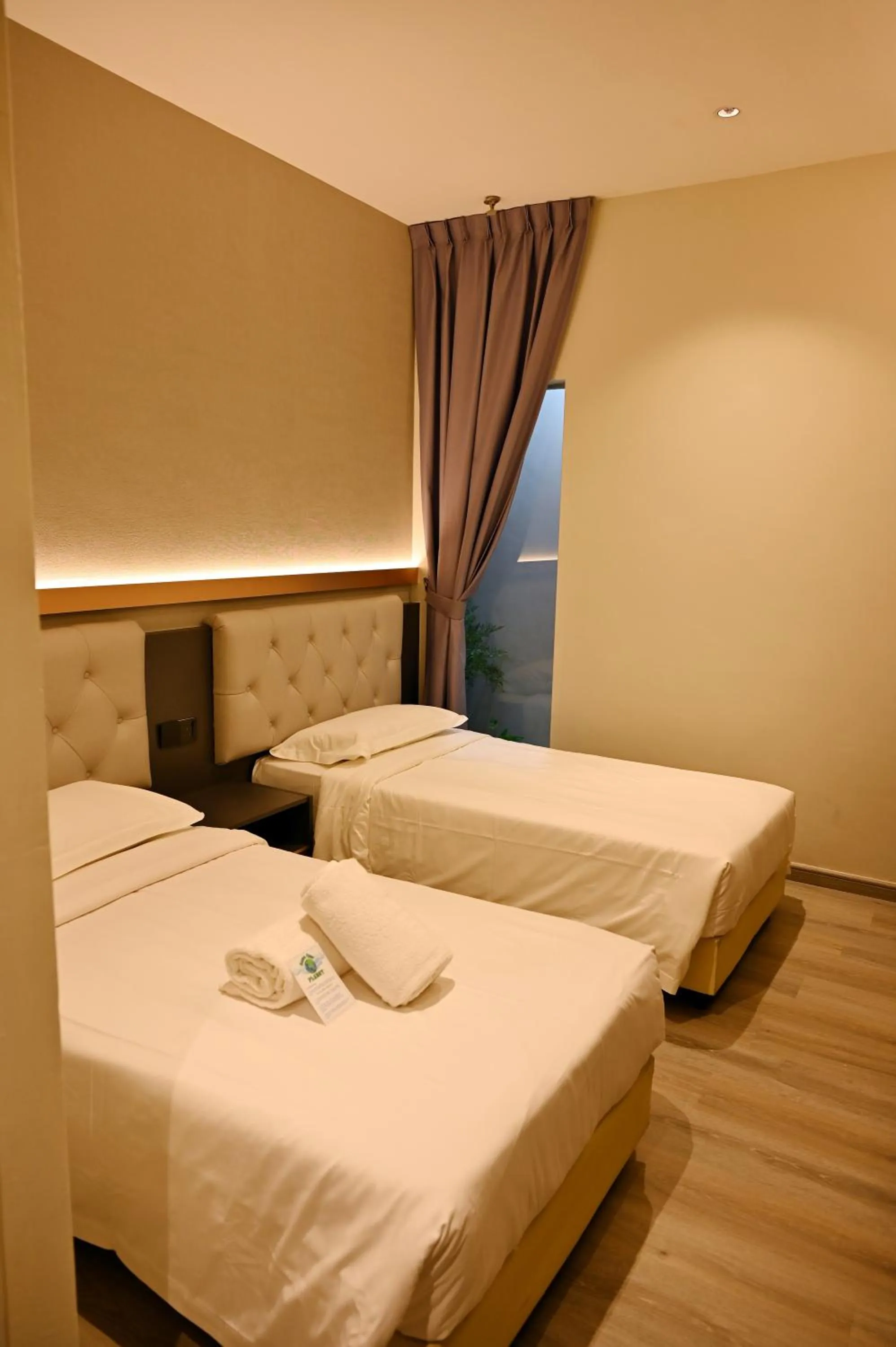 Superior Twin Room in Abell Hotel