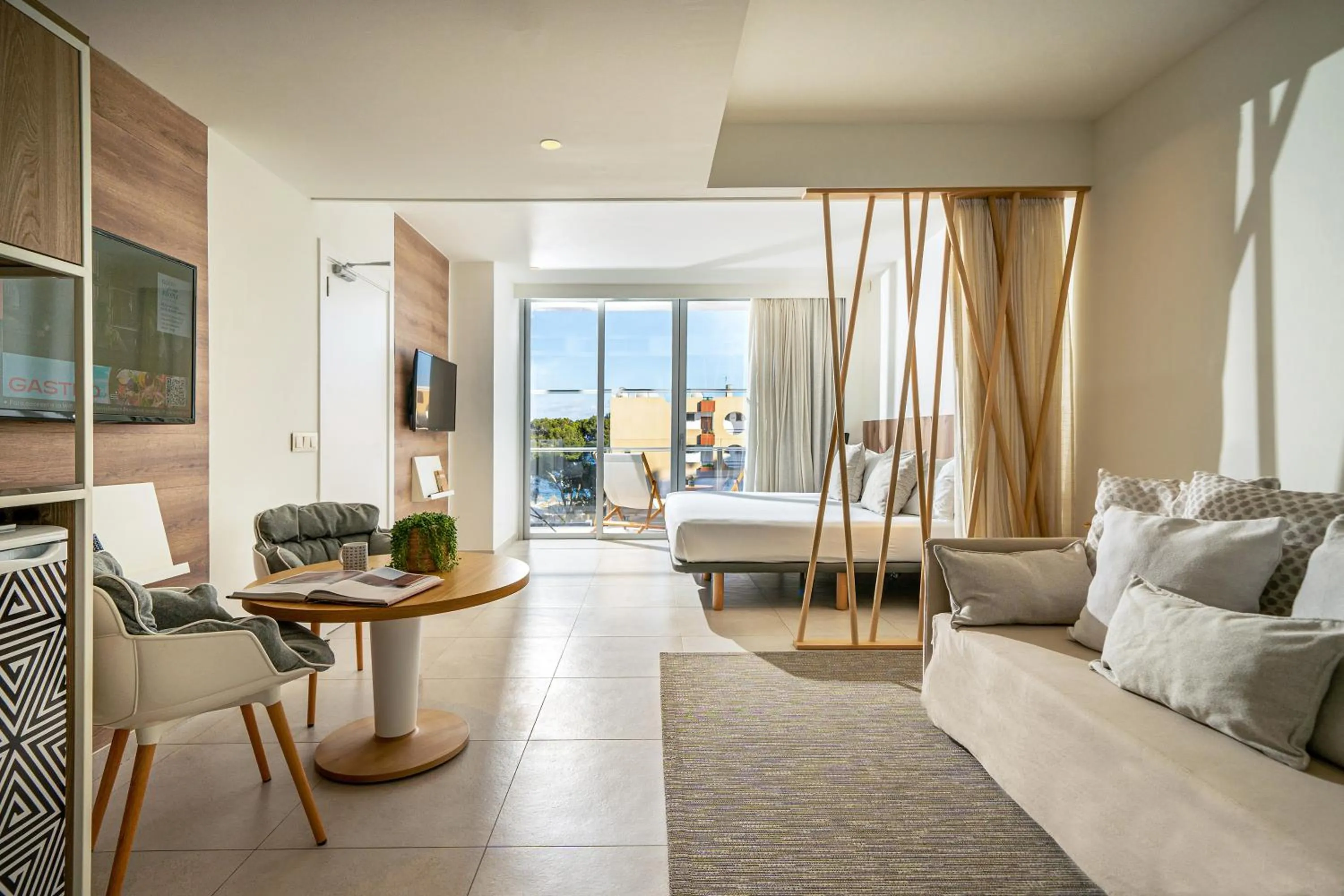 The Loft with Sea View in INNSiDE by Meliá Calviá Beach