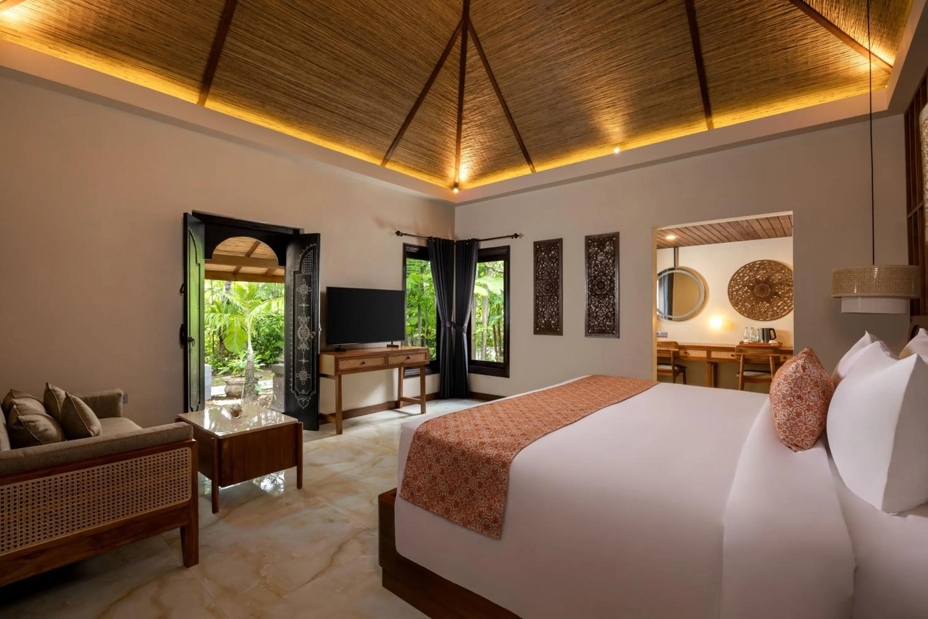 Signature Suite in Tonys Villas & Resort Seminyak - Bali