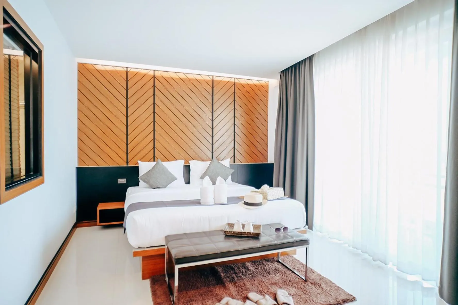 Deluxe Double Room with Balcony and Sea View in Irin Beach Cha-am