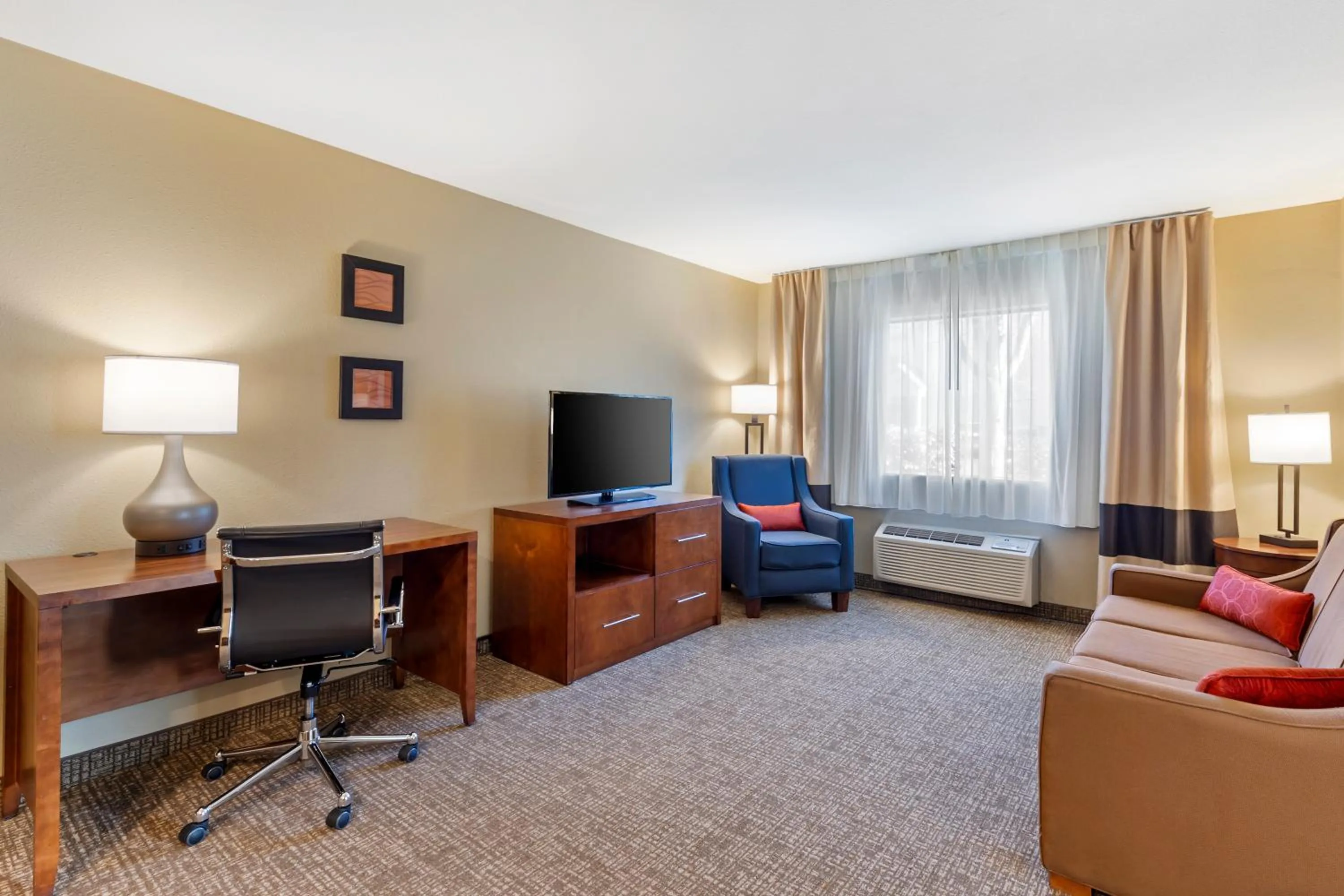 Two Bedroom King Suite - Accessible/Non-Smoking in Comfort Inn & Suites Rocklin - Roseville