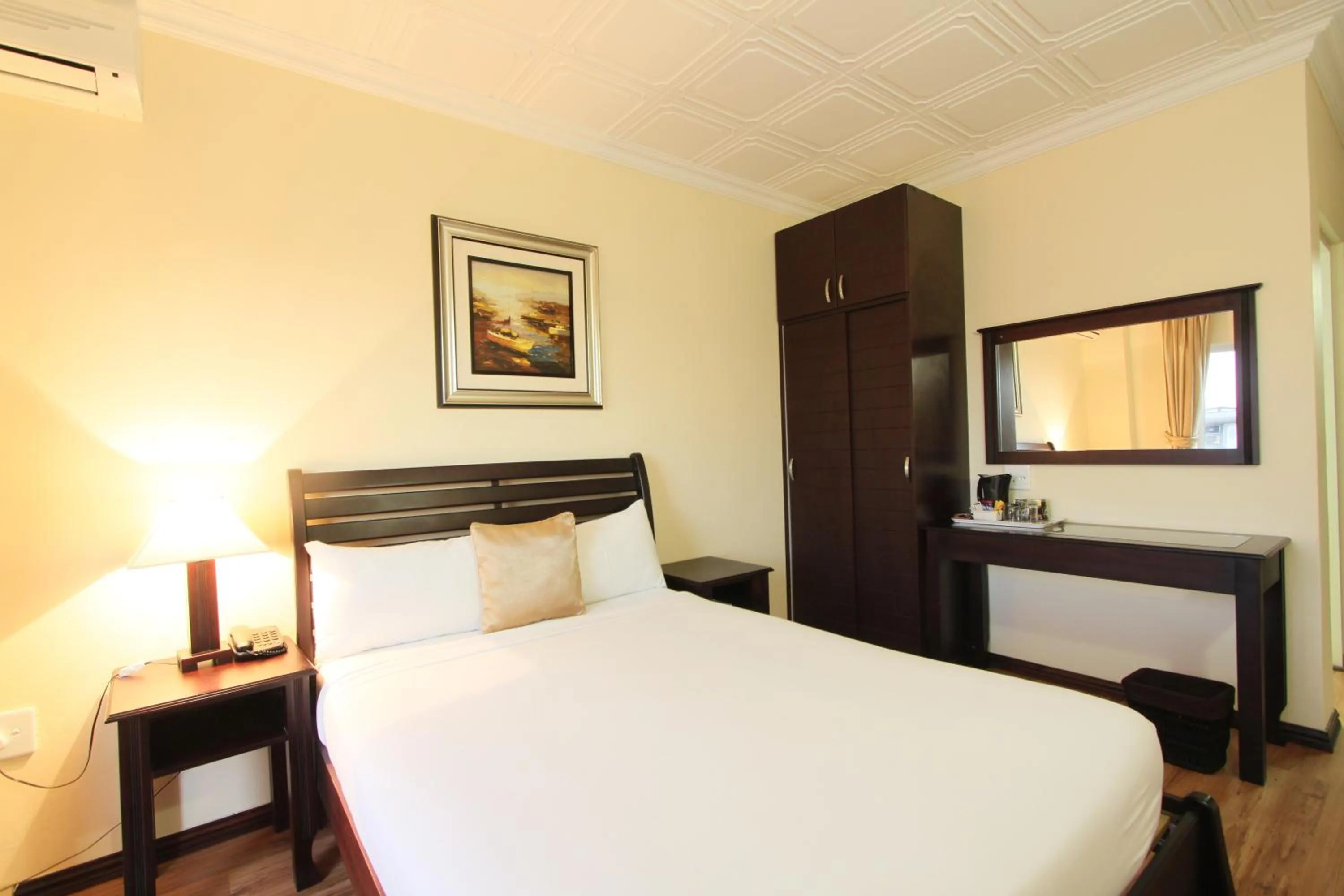 Standard Double Room in Regal Inn Ballito
