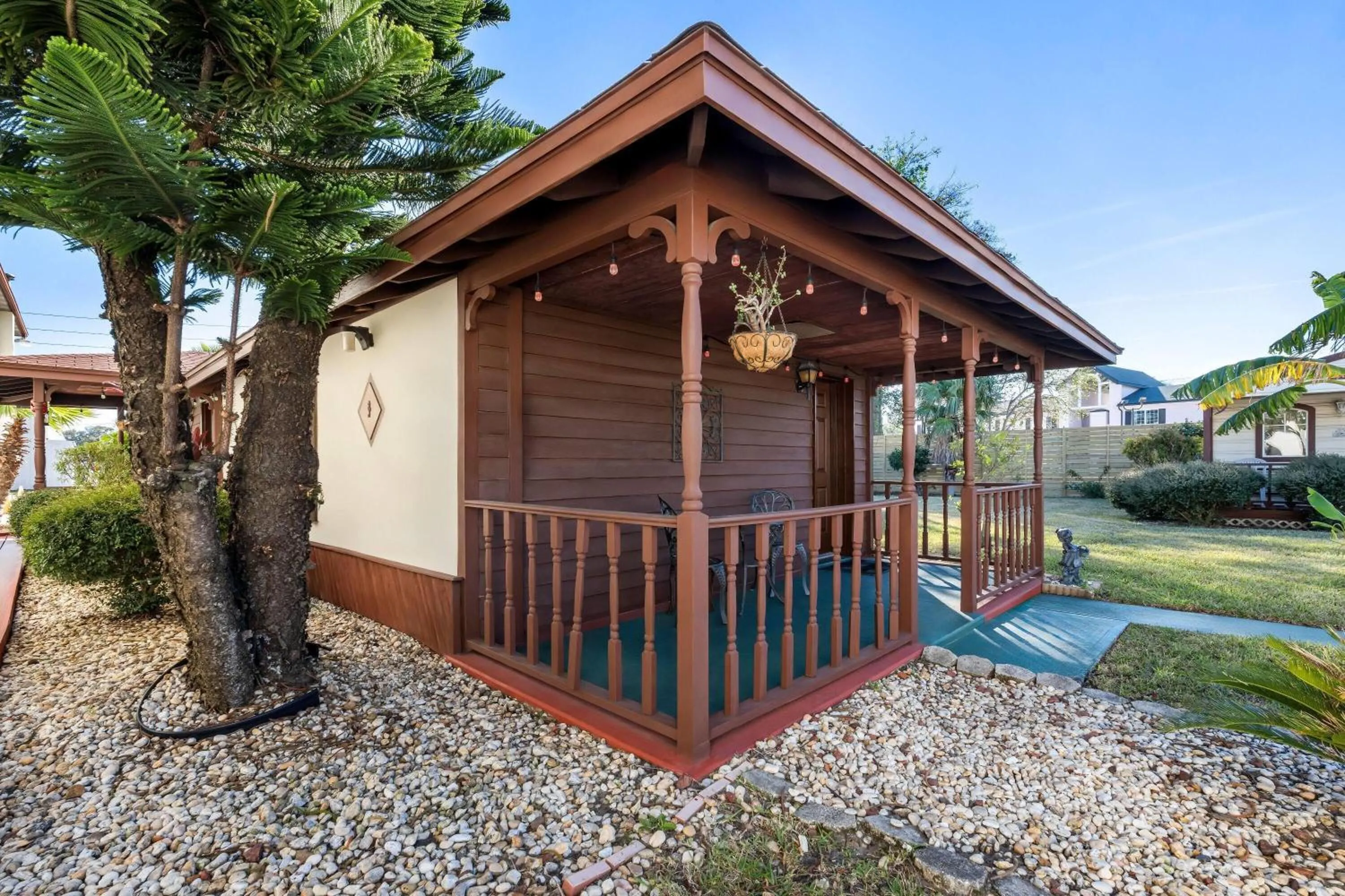 Cottage Suite with One Queen Bed - Non-Smoking in Travelodge by Wyndham Hotel & Cottages St Augustine - Historic