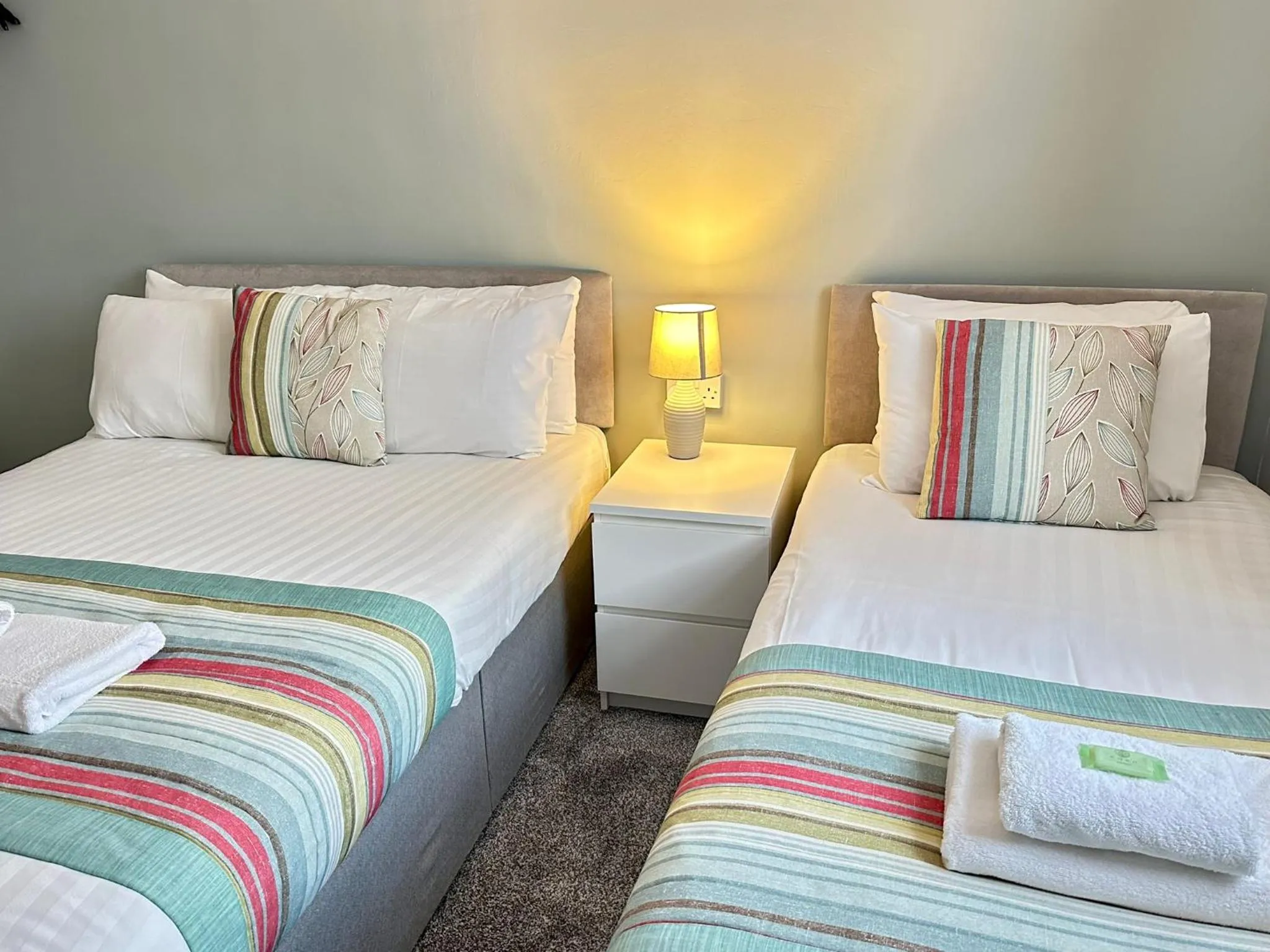 Twin Room in The Georgian Hollies Hotel