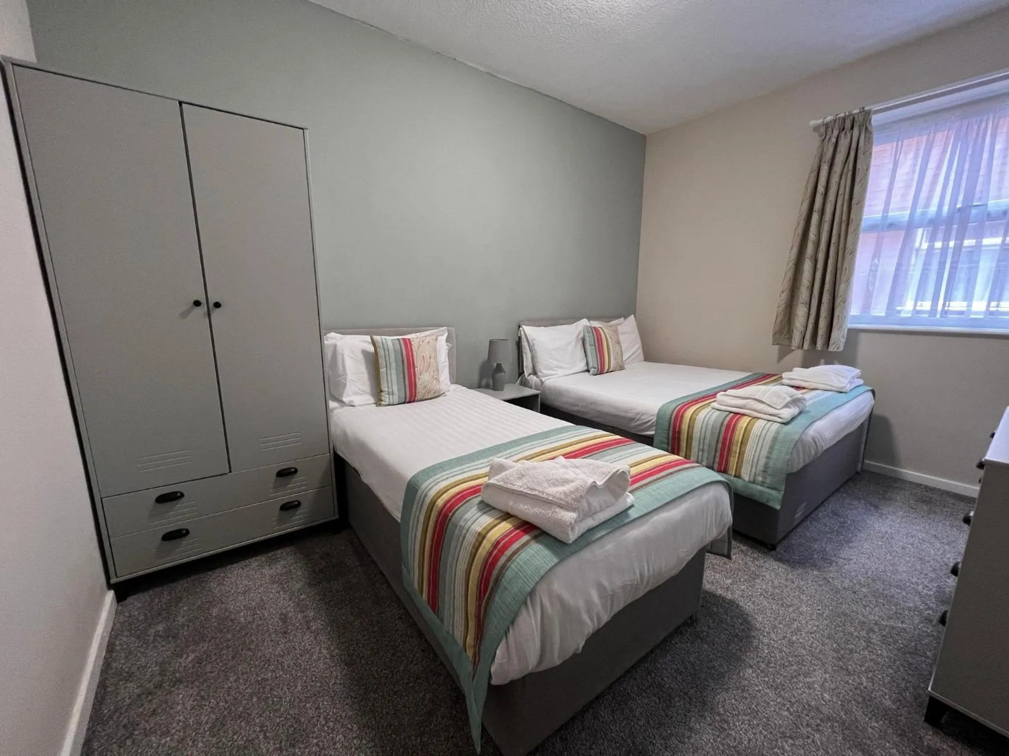 Premier Twin Room in The Georgian Hollies Hotel