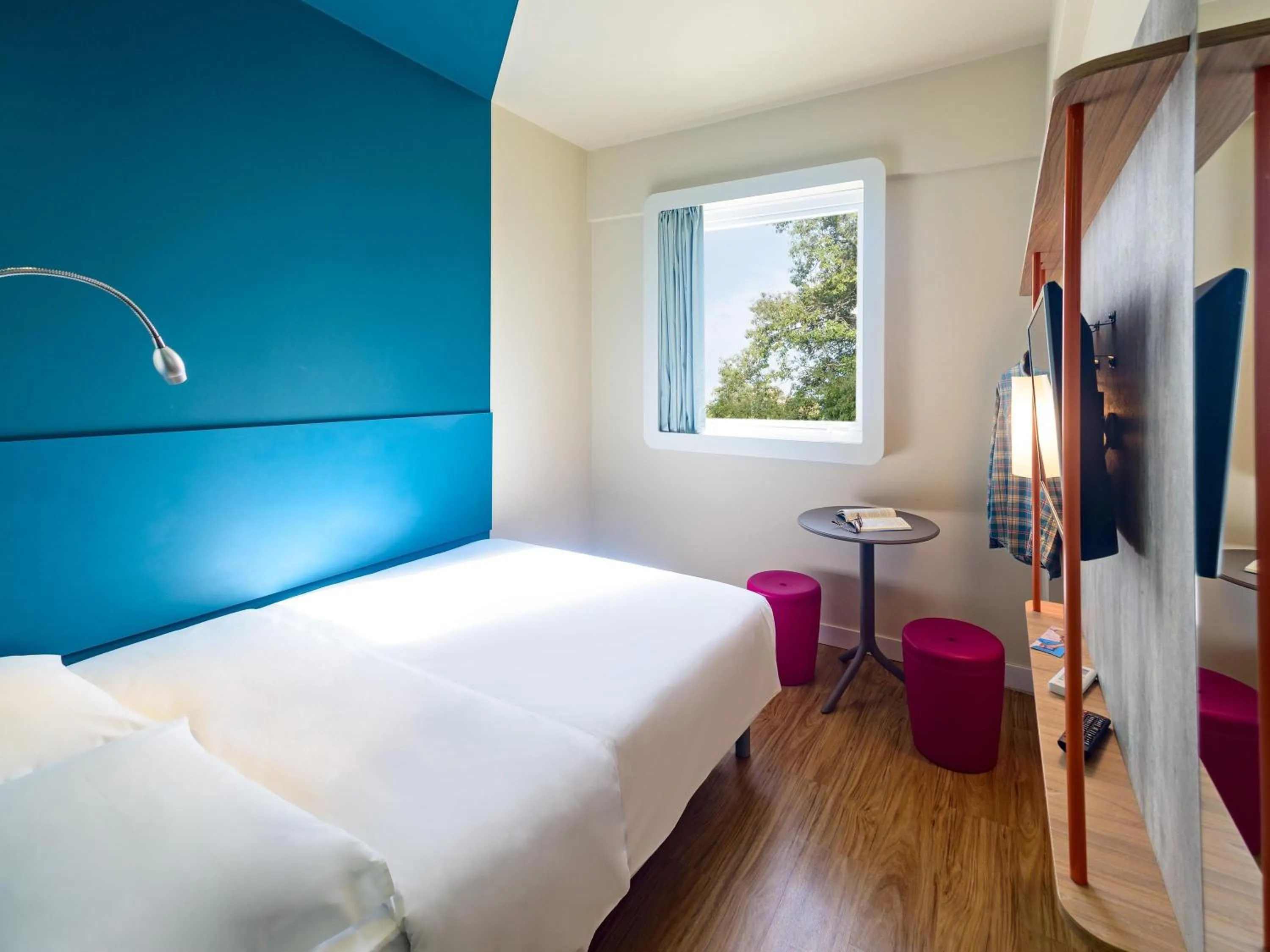 Standard Apartment with One Double Bed - single occupancy in ibis budget Foz do Iguaçu