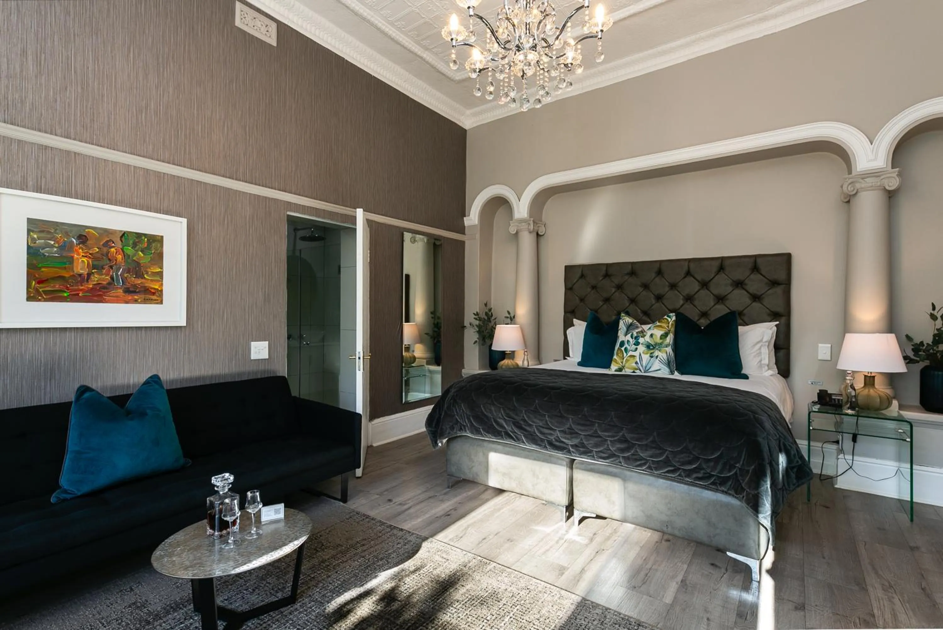 Heritage Deluxe Room in Cloud 9 Boutique Hotel and Spa