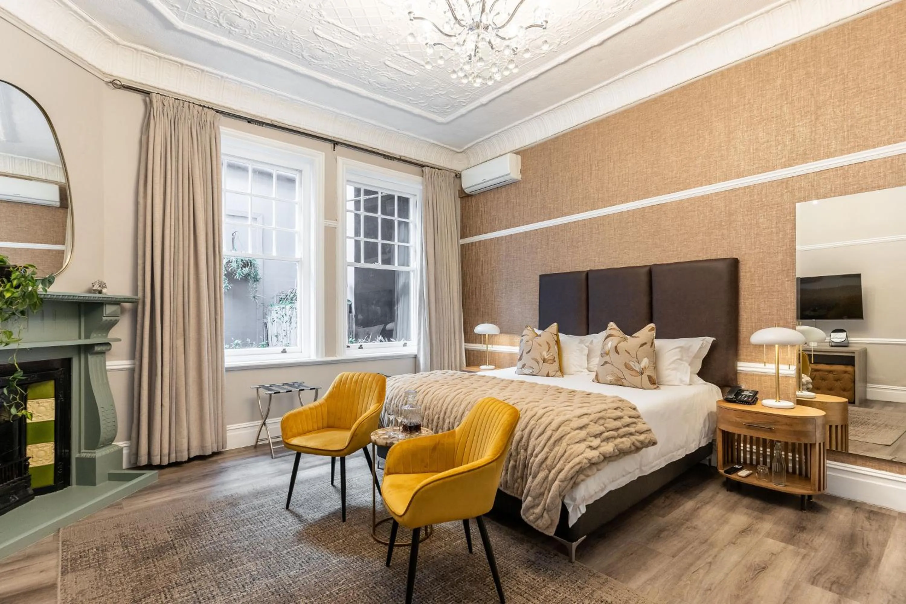 Heritage Deluxe Family Room in Cloud 9 Boutique Hotel and Spa