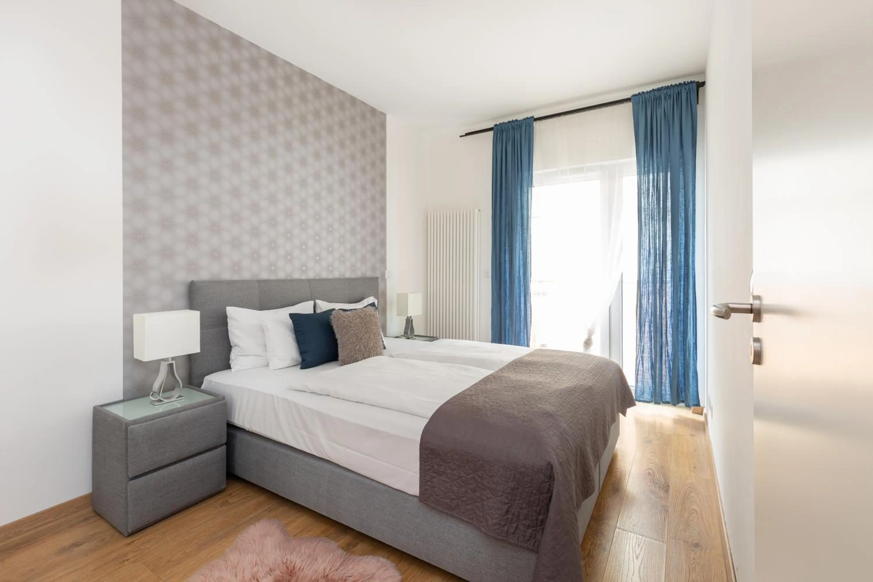 Superior Apartment with Balcony in SWU Broadway