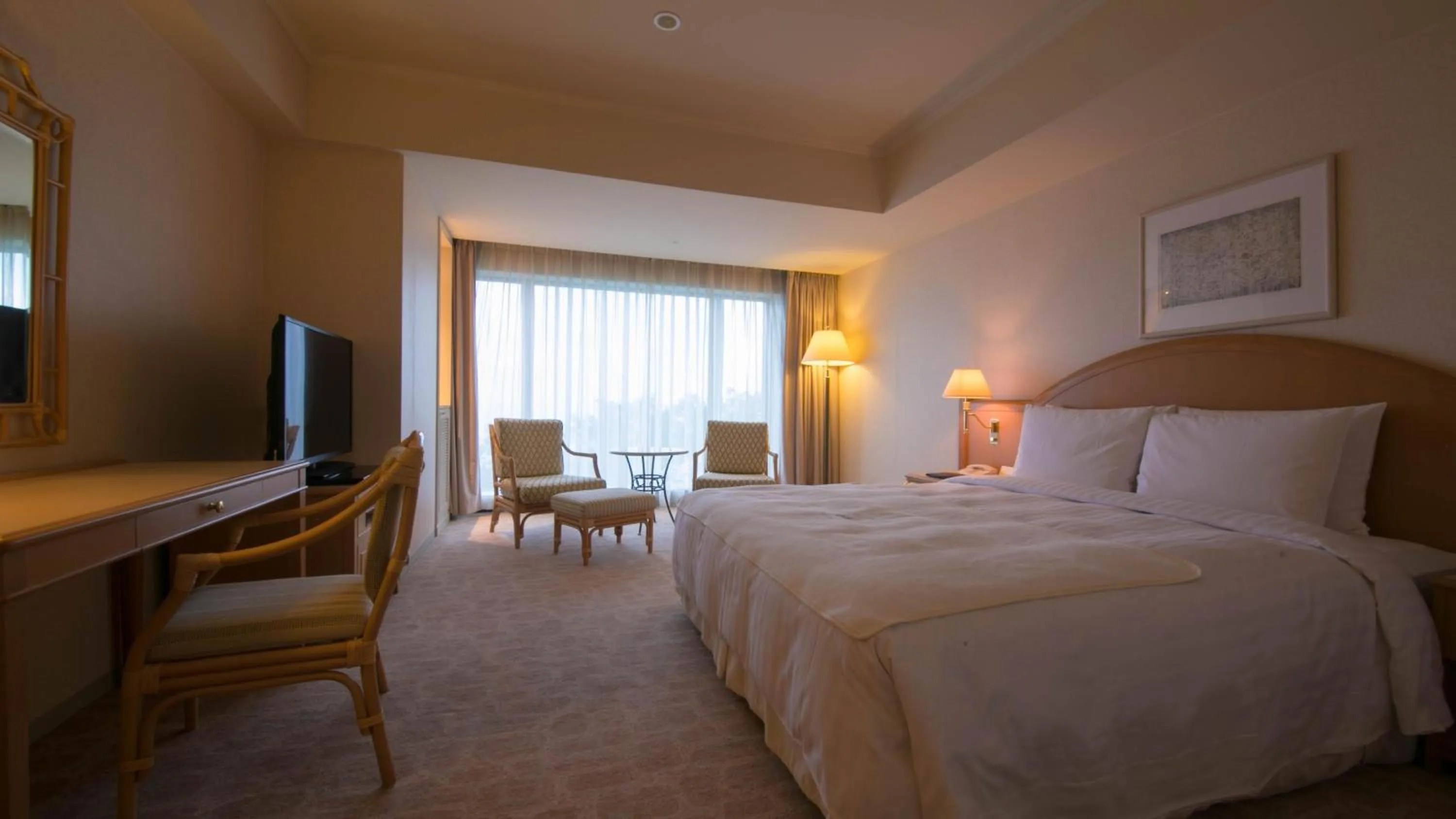 Premium Queen Room with Sea Side in The Windsor Hotel TOYA Vignette Collection