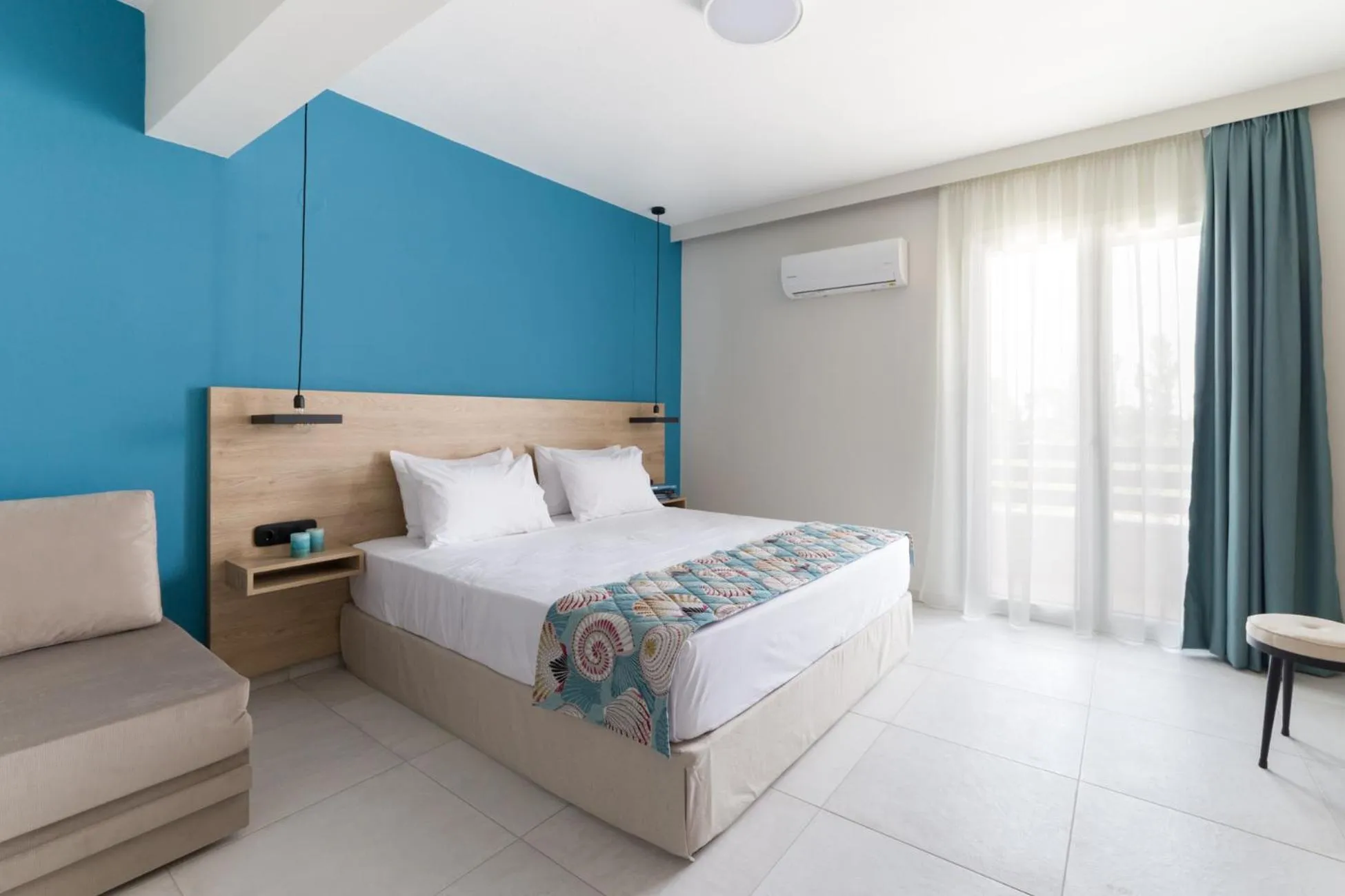 Superior Double Room with Garden View in Mythic Summer Hotel