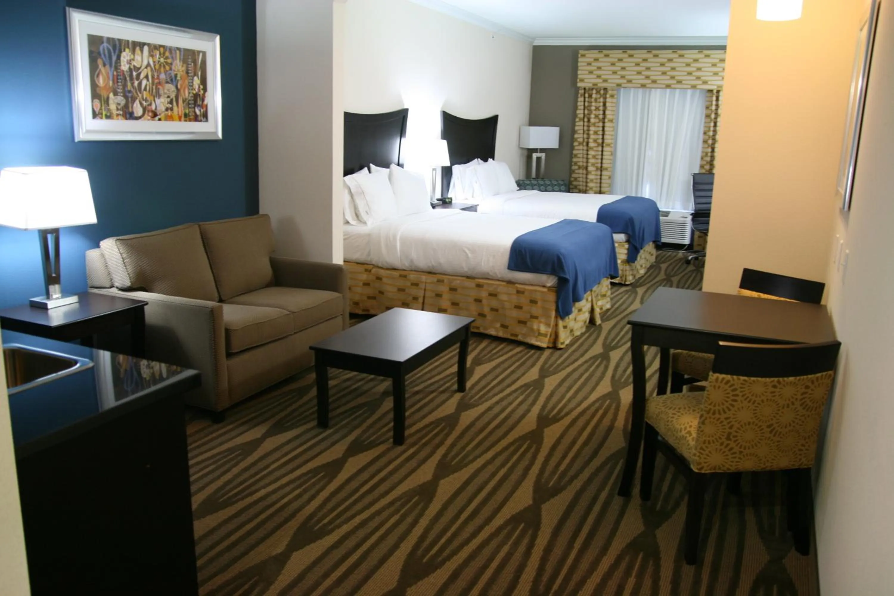 Queen Suite with Two Queen Beds and Hearing Accessibility in Holiday Inn Express & Suites Corpus Christi - North by IHG
