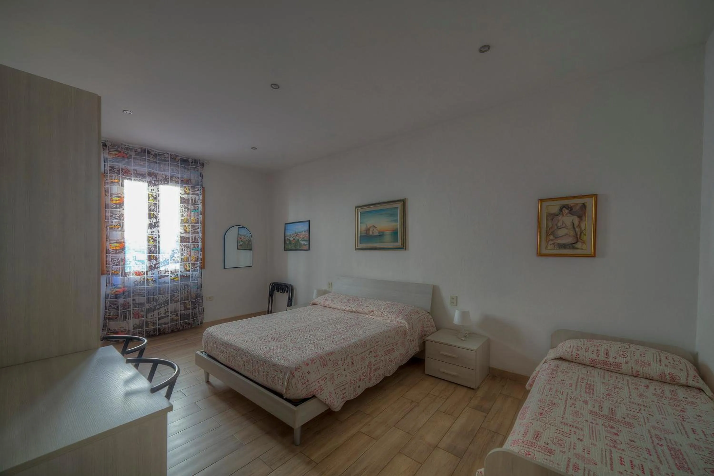 Family Room with Private Bathroom in Sogni D'Oro Guest House