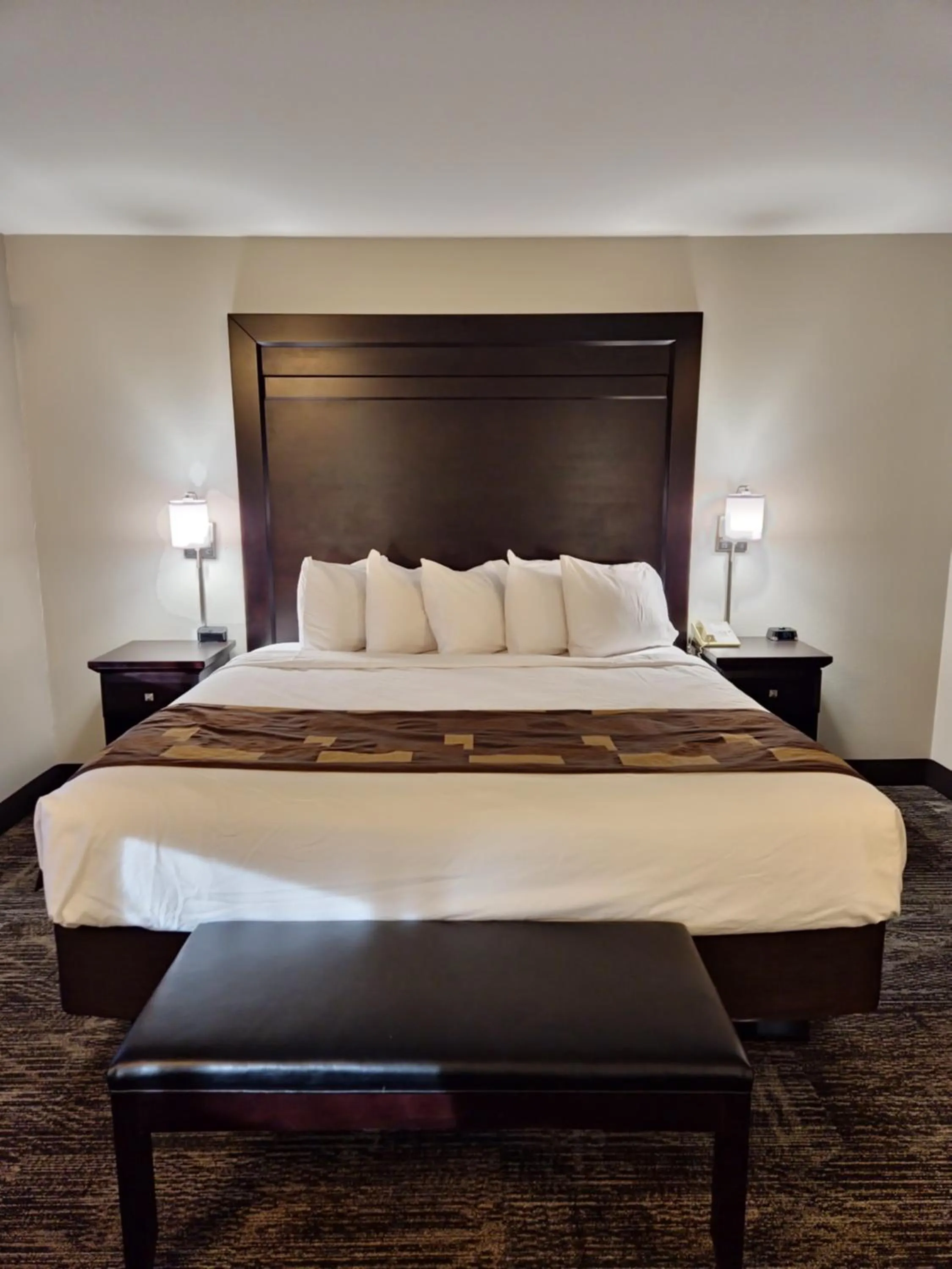 Junior Suite in Kelly Inn Billings