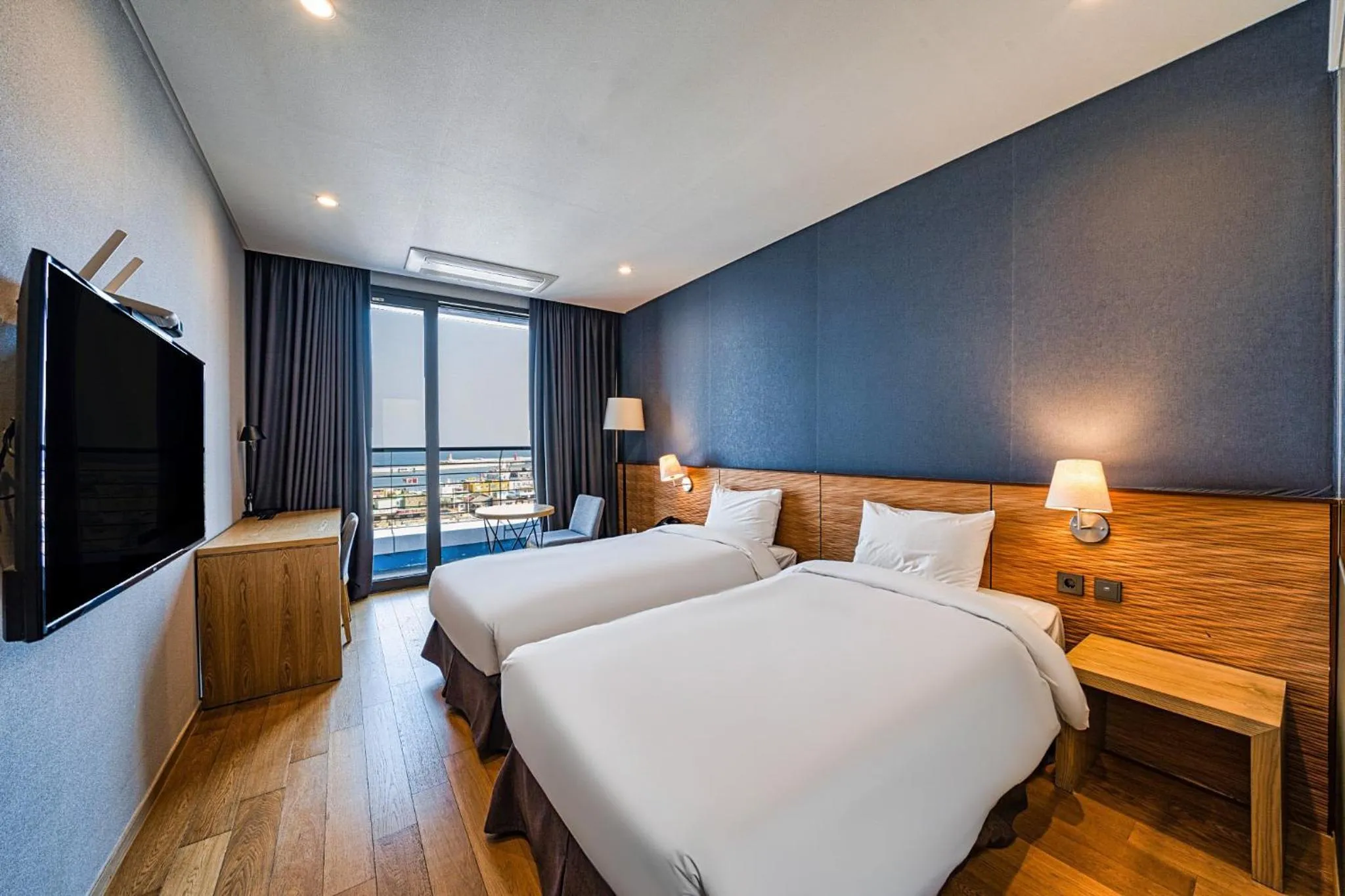 Deluxe Twin Room with Sea View in SL Hotel Gangneung