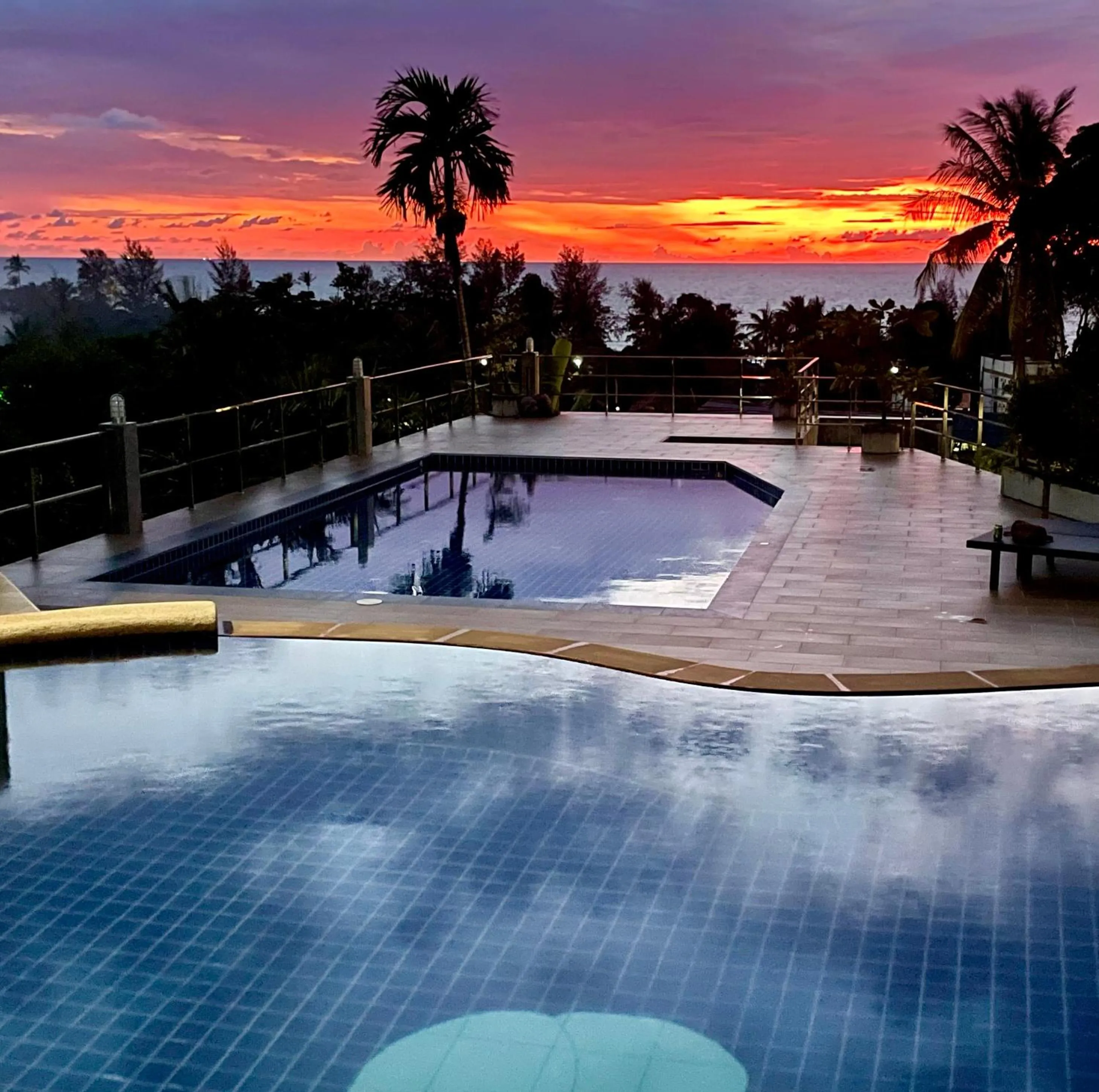 Deluxe Double Room with Sea View in White Flower Lanta