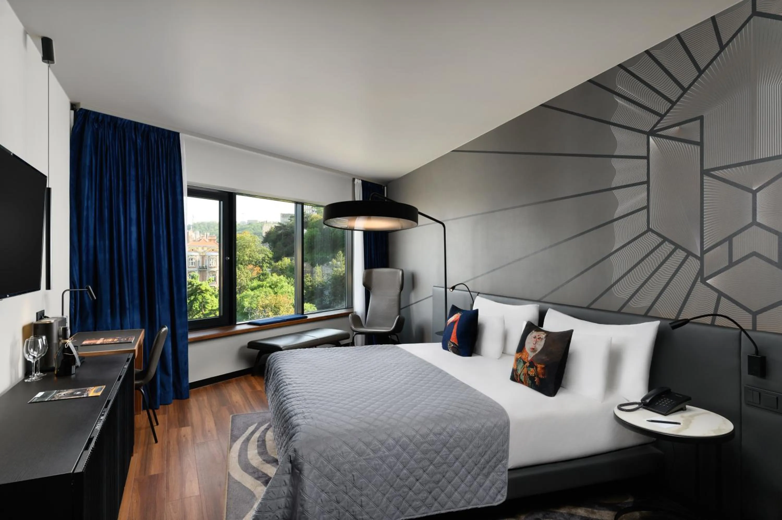 Double Room with Castle View in Hotel Clark Budapest - Adults Only