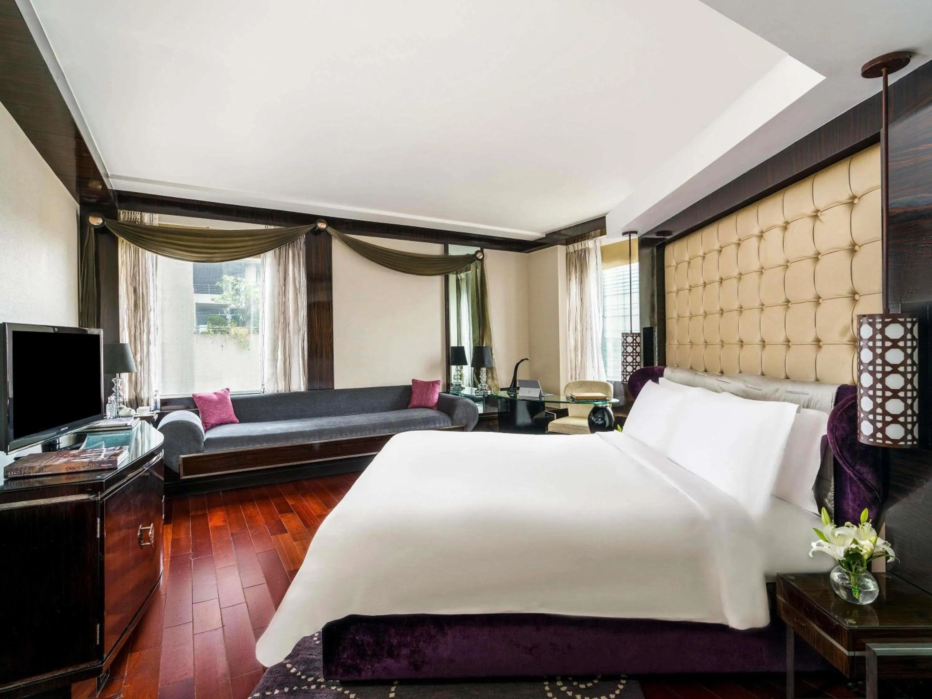 Junior King Suite with Breakfast, Hi-Tea, Cocktail Hours, Meeting Room for 1h and Airport Transfer in Sofitel Mumbai BKC