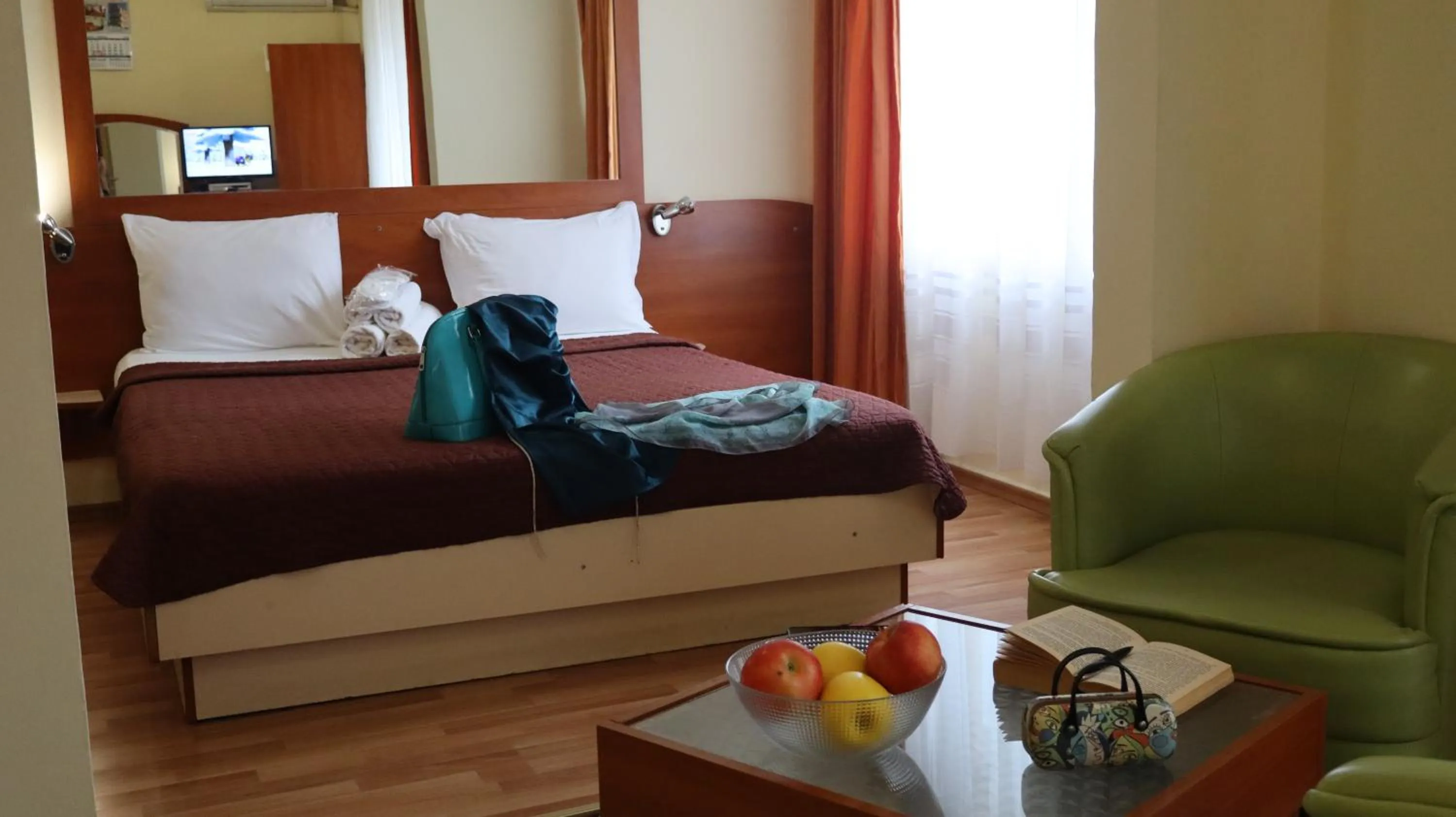 Deluxe Double Room with Balcony in Hotel Palitra