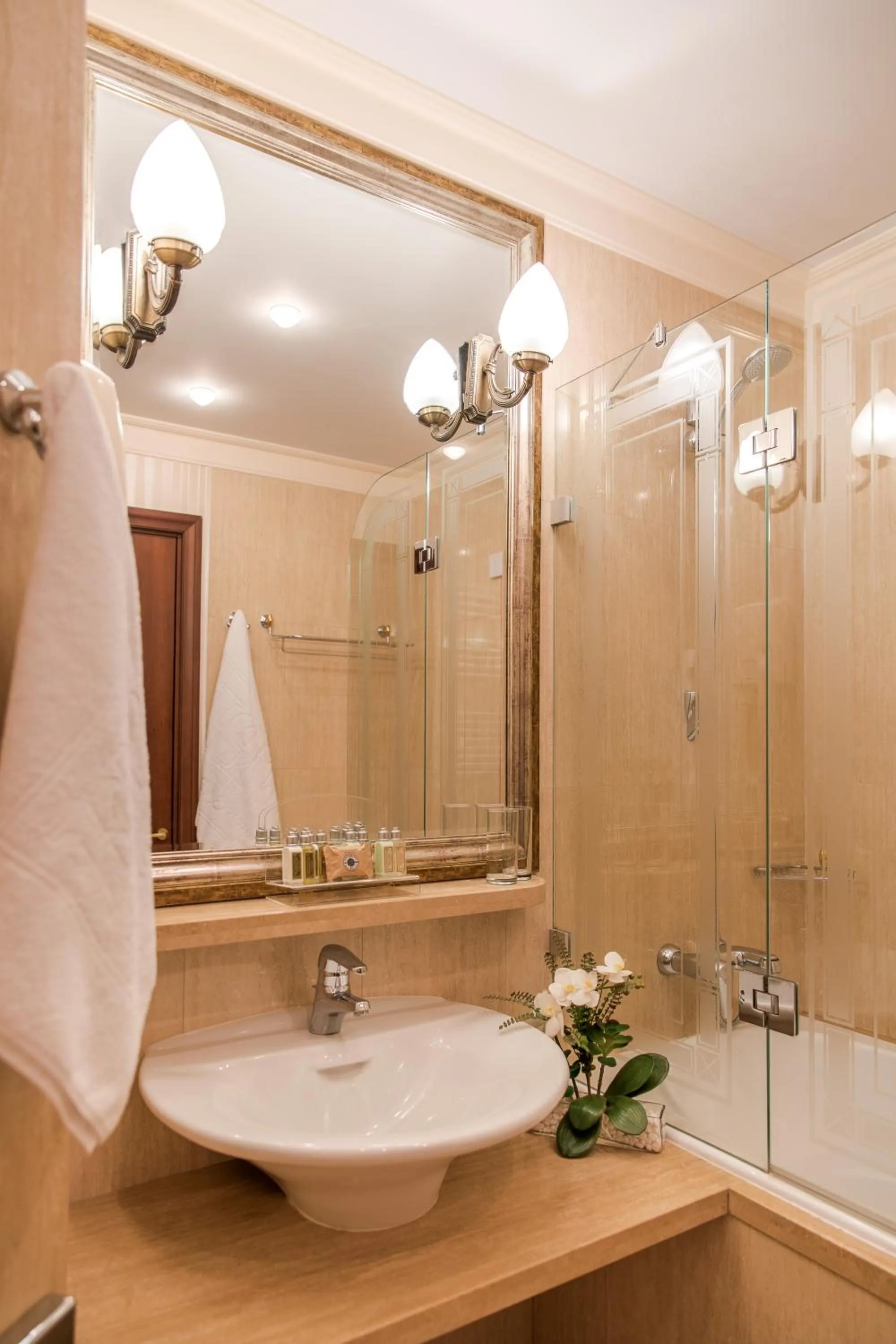 Executive Double or Twin Room with Free Access to Relax Room in Crystal Palace Boutique Hotel