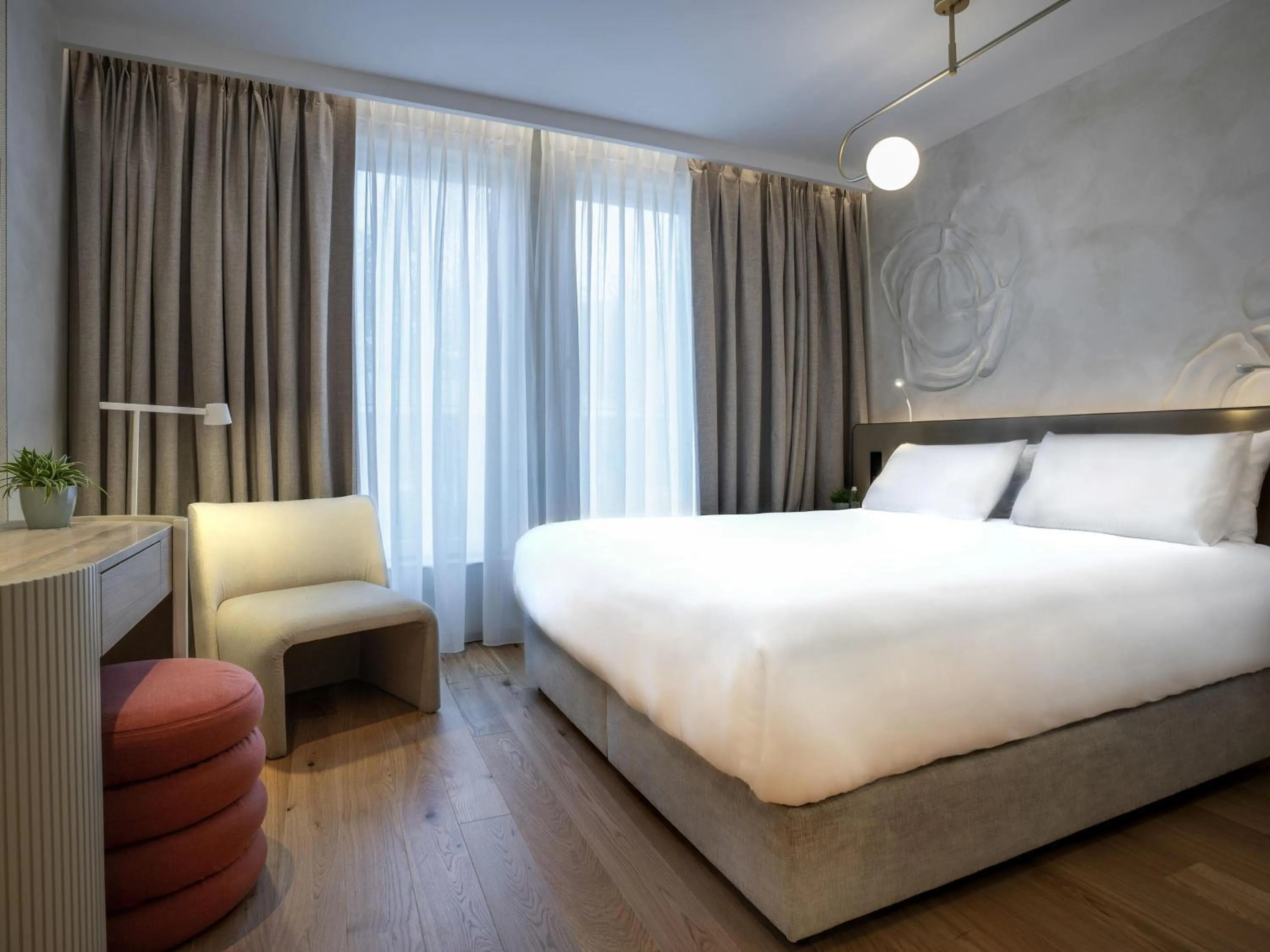 Deluxe king bed room - single occupancy in Maison Sofia - MGallery