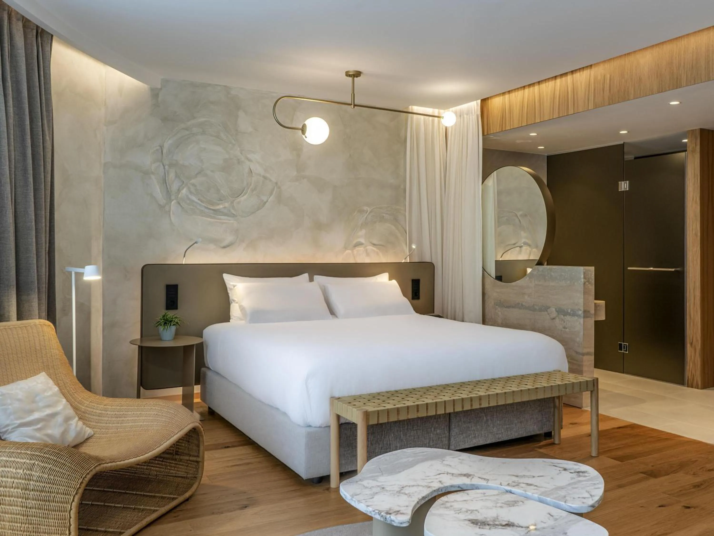 Deluxe Suite - single occupancy in Maison Sofia - MGallery