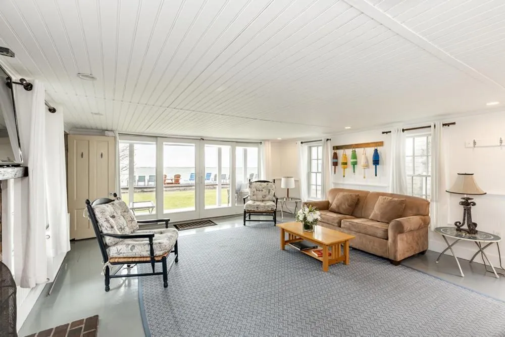 Three-Bedroom Cottage with Sea View in The Masthead Resort