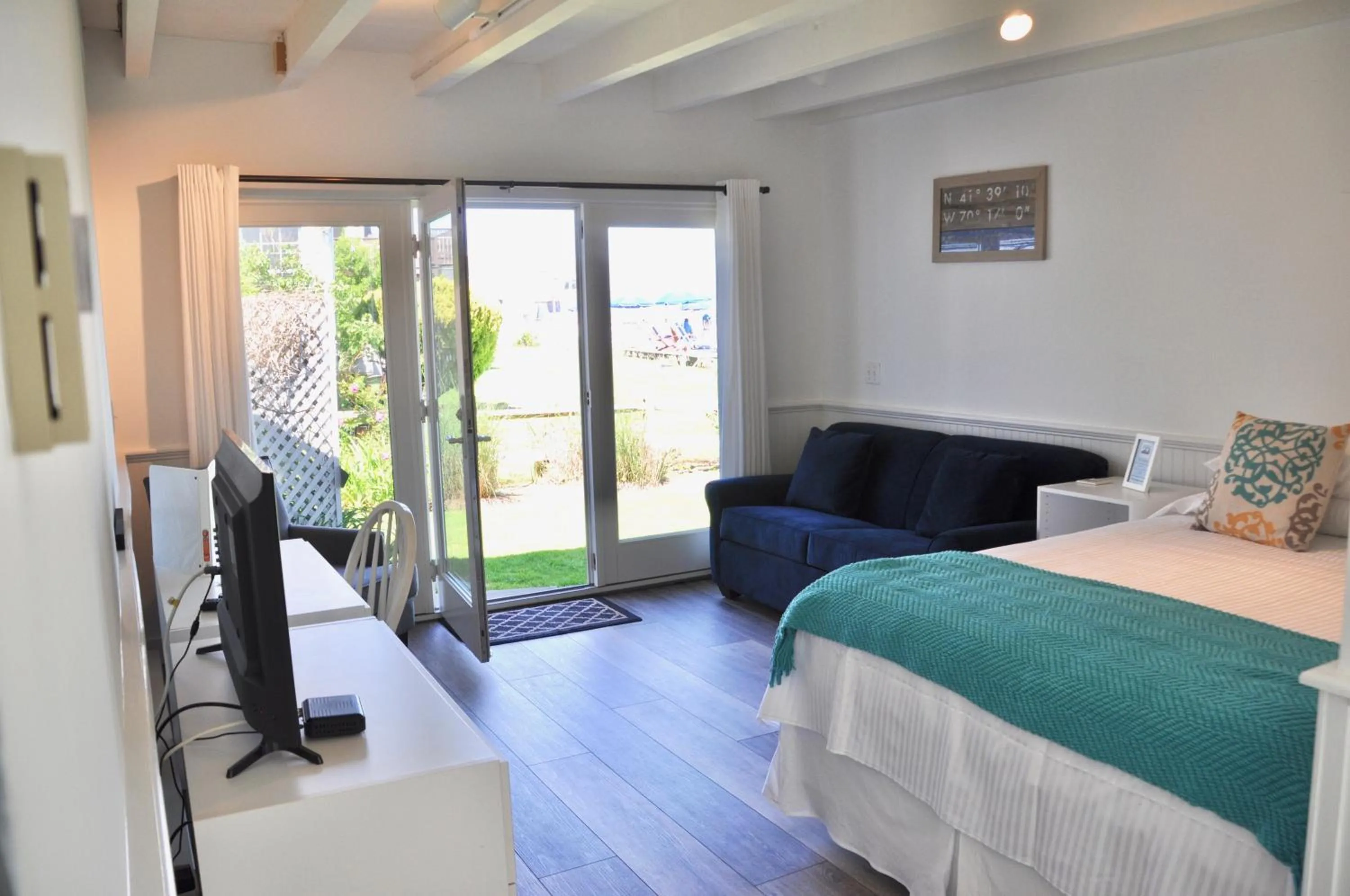 Studio with Garden View in The Masthead Resort