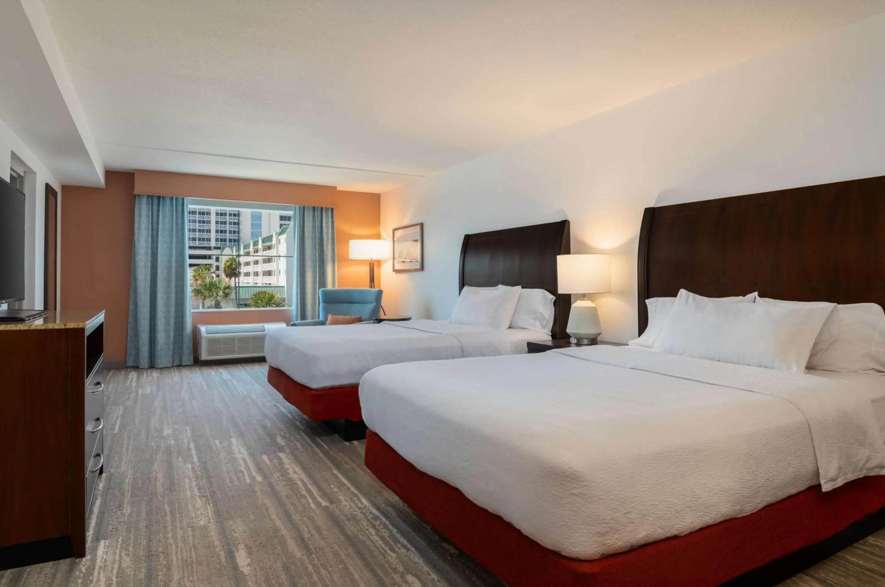 Queen Room with Two Queen Beds - Hearing Access in Hilton Garden Inn Daytona Beach Oceanfront
