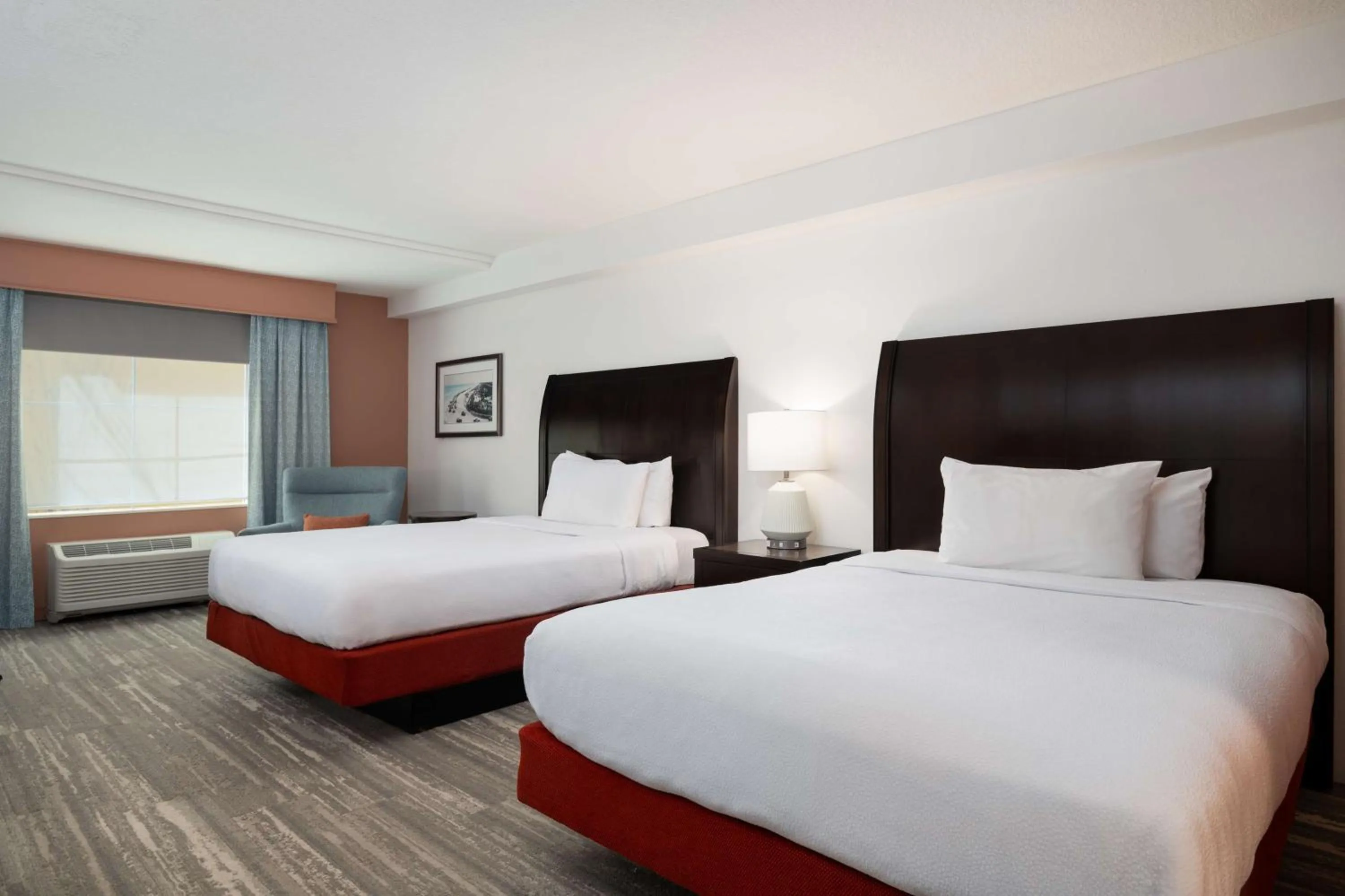 Queen Room with Two Queen Beds in Hilton Garden Inn Daytona Beach Oceanfront