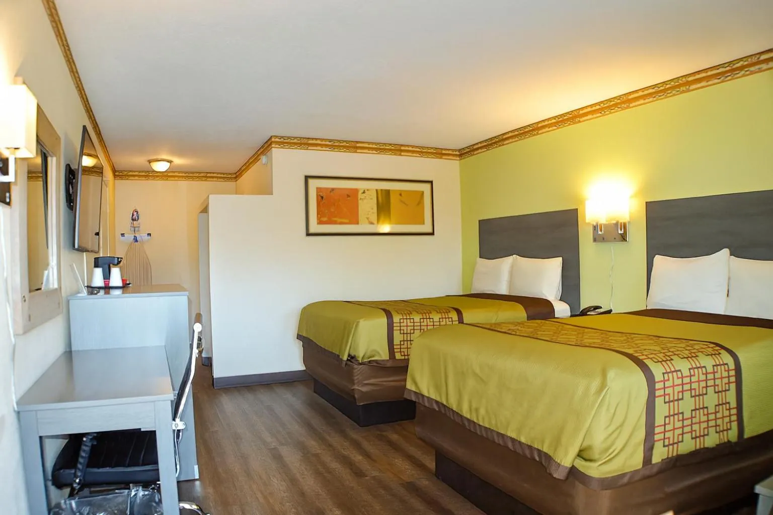 Double Room with Two Double Beds - Non-Smoking in Rodeway Inn Albuquerque Downtown on Rt 66