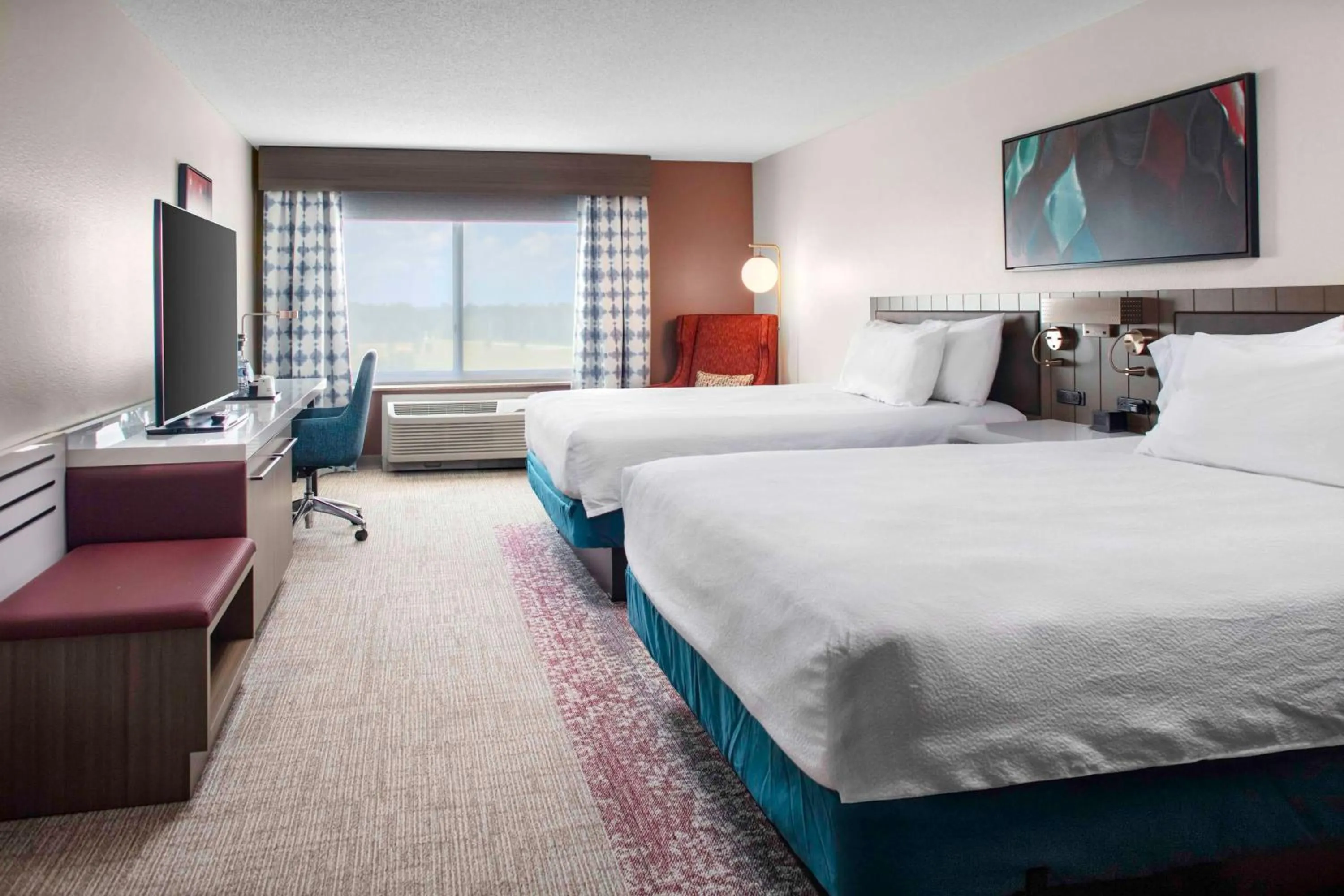 One-Bedroom Queen Suite with Sofa Bed in Hilton Garden Inn Roanoke Rapids