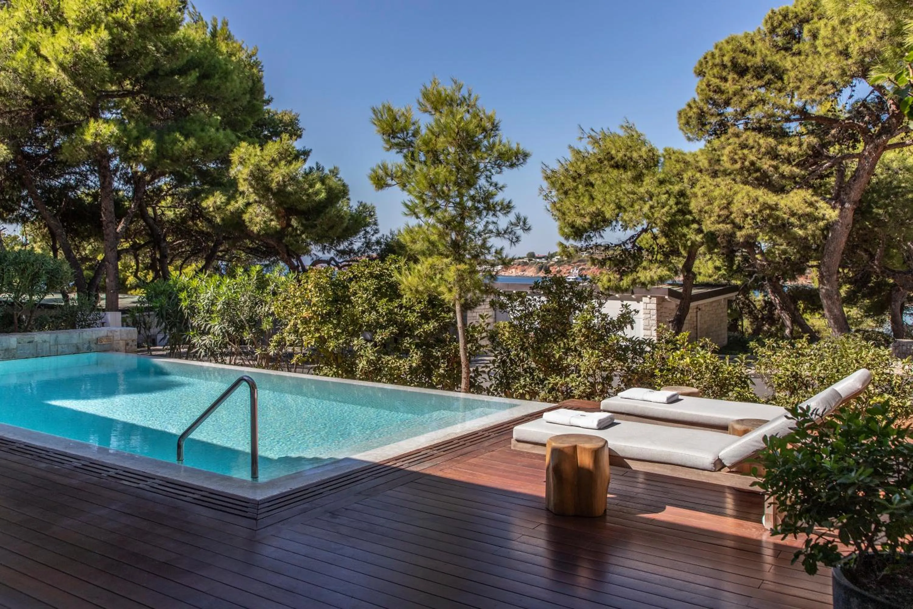 Bungalow Suite with Pool and Garden View in Four Seasons Astir Palace Hotel Athens
