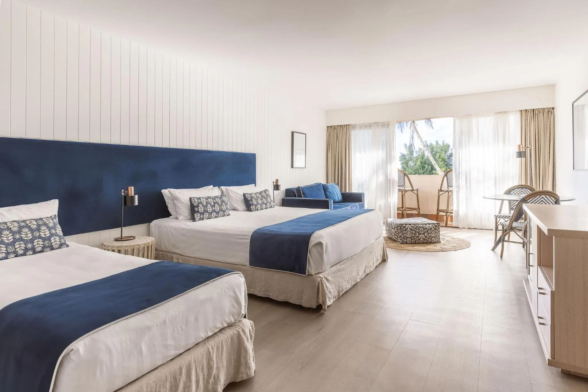 Deluxe Suite in Waves Byron Bay