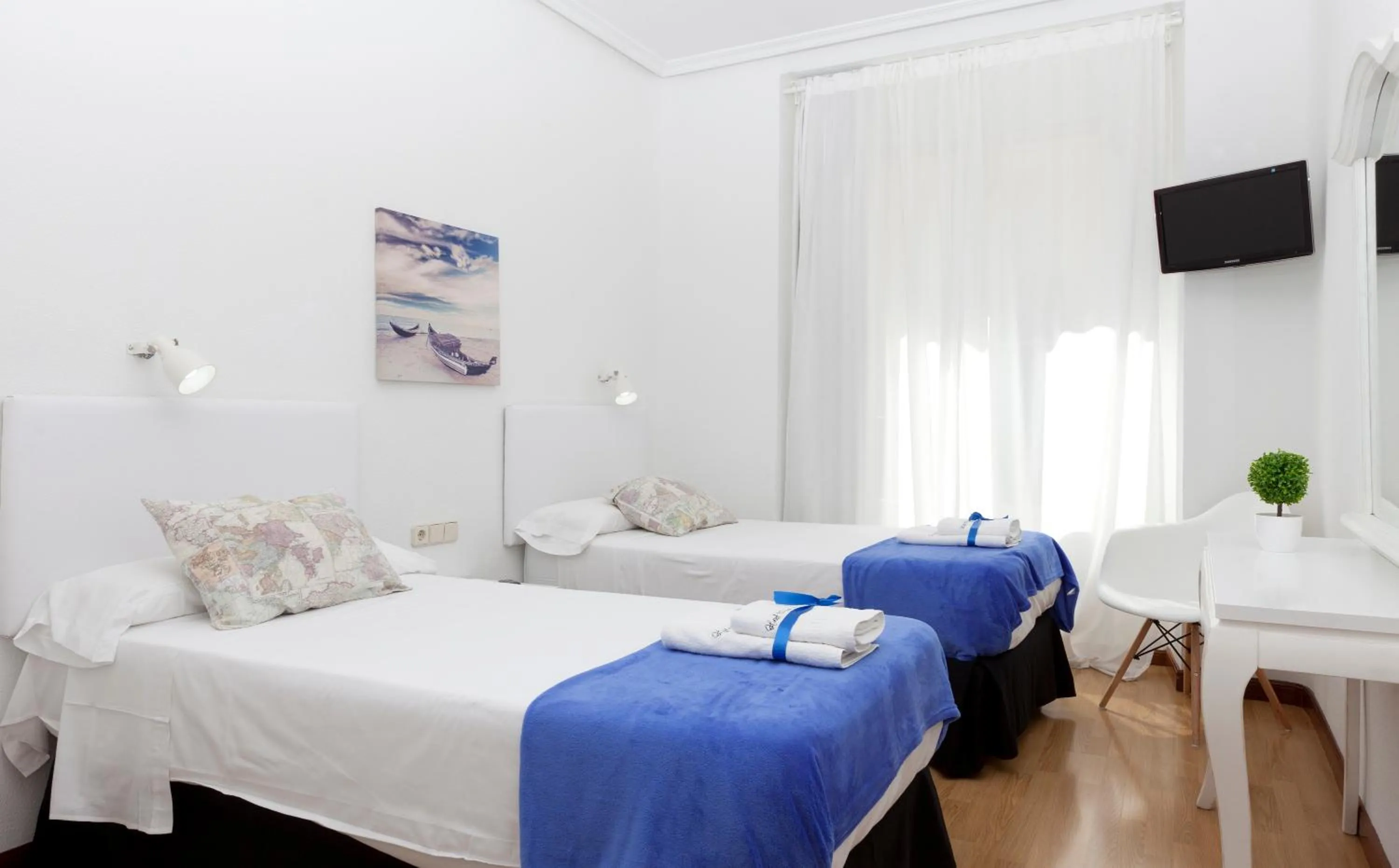 Quadruple Room in Vázquez de Mella Gran Vía