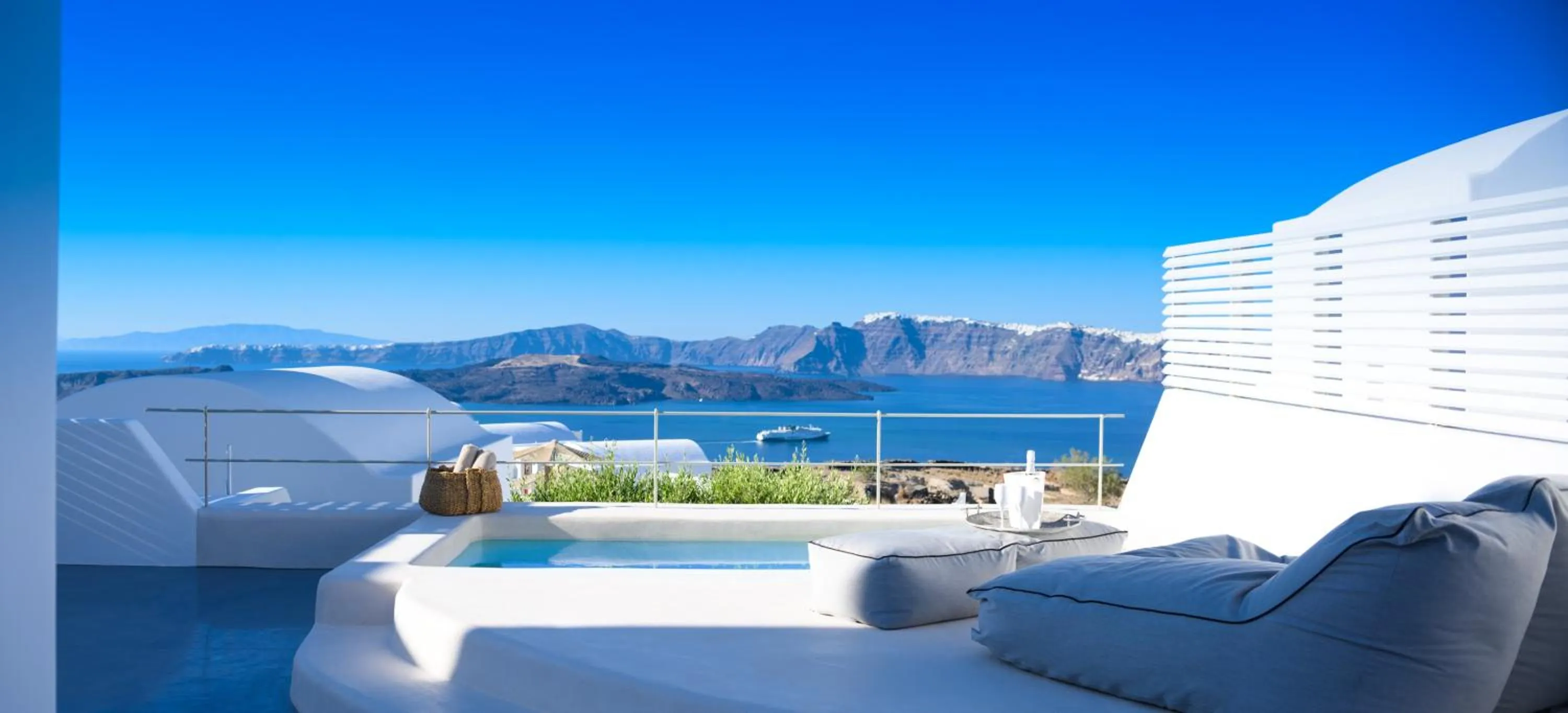 Deluxe Villa with Private Pool in CAPE 9 Villas & Suites